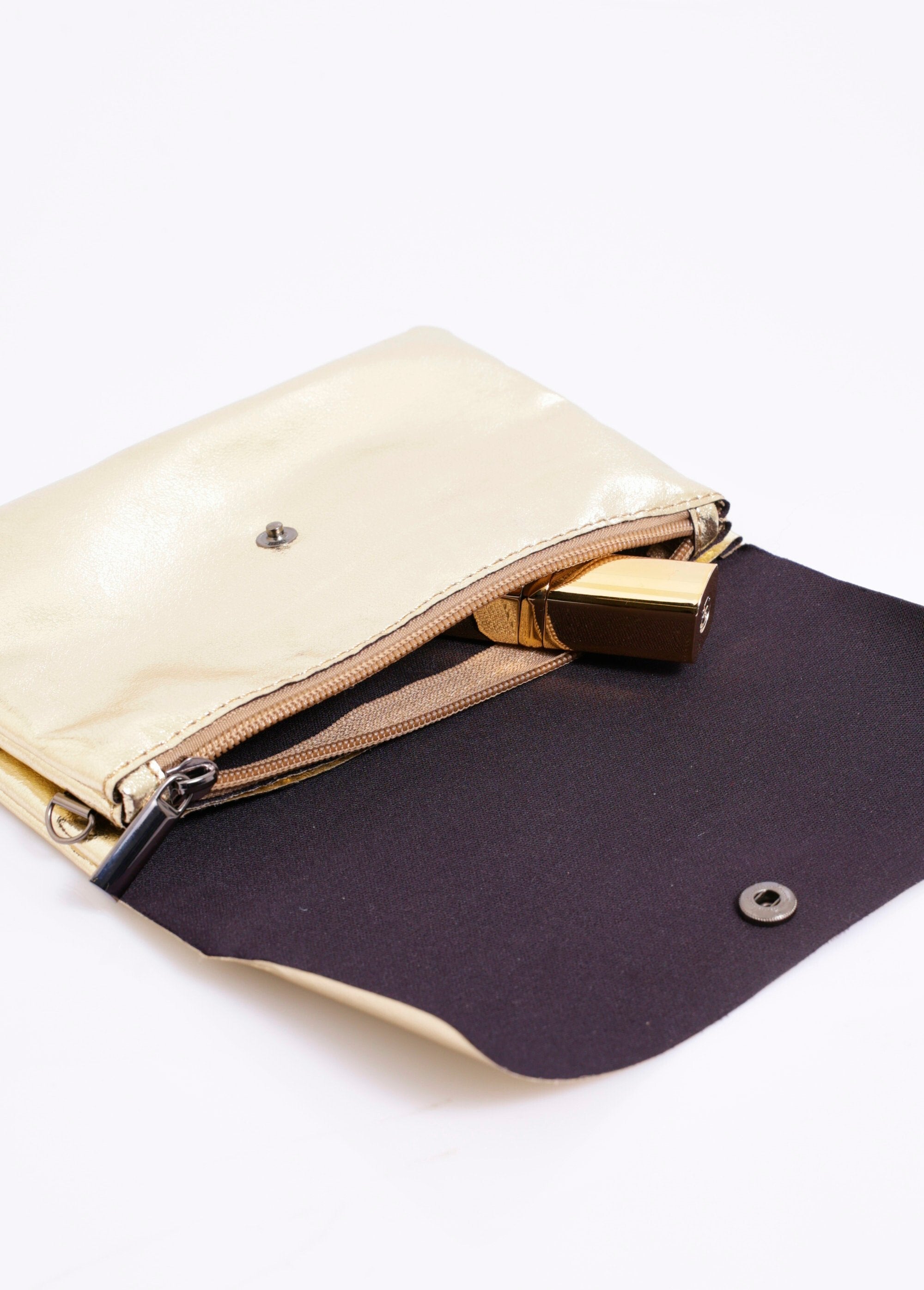 Chique_metalen_clutch_tas_met_klep_Dore_DE1_slim