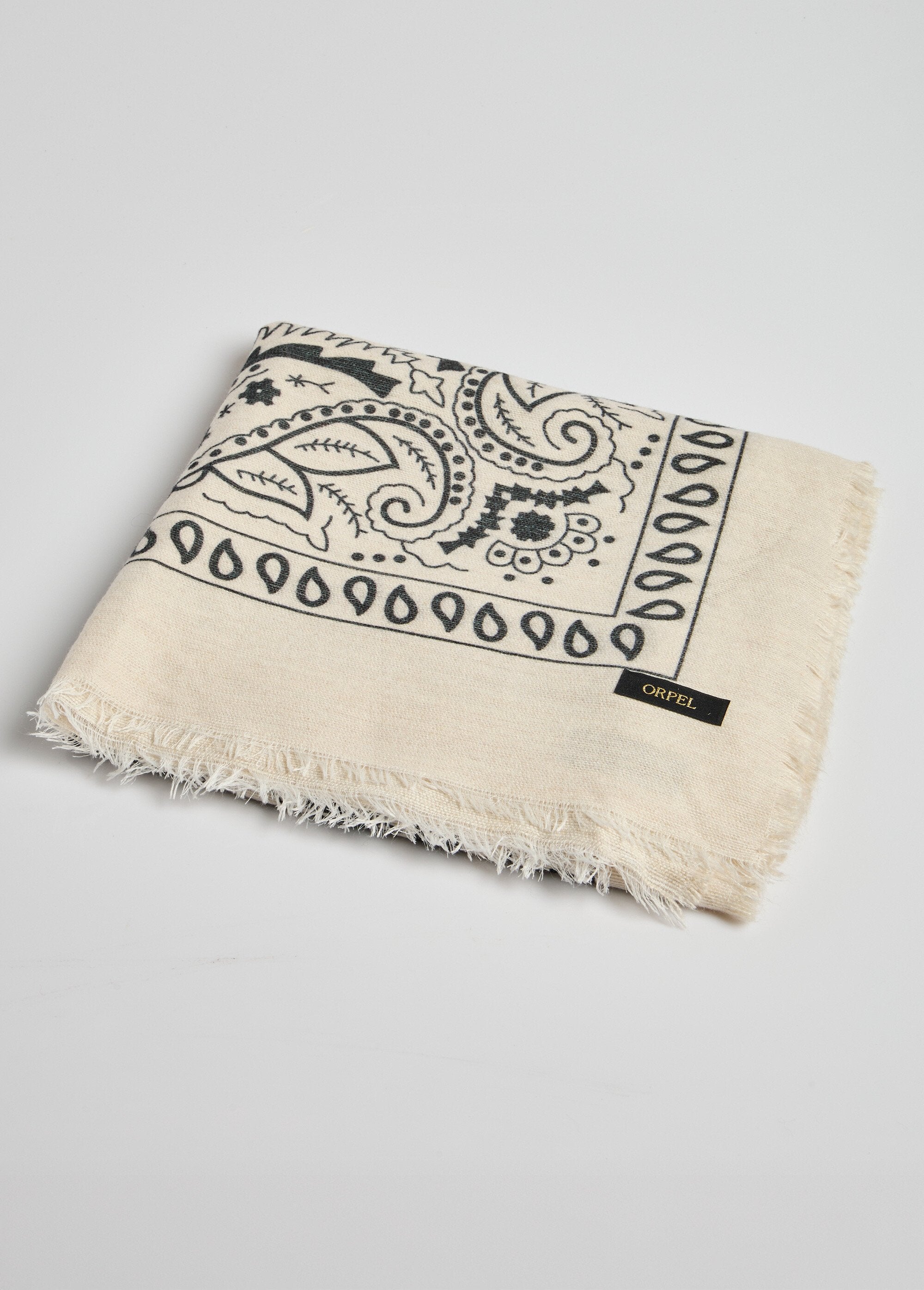 Vierkante_bandana_sjaal_met_wol_Ecru_FA1_slim