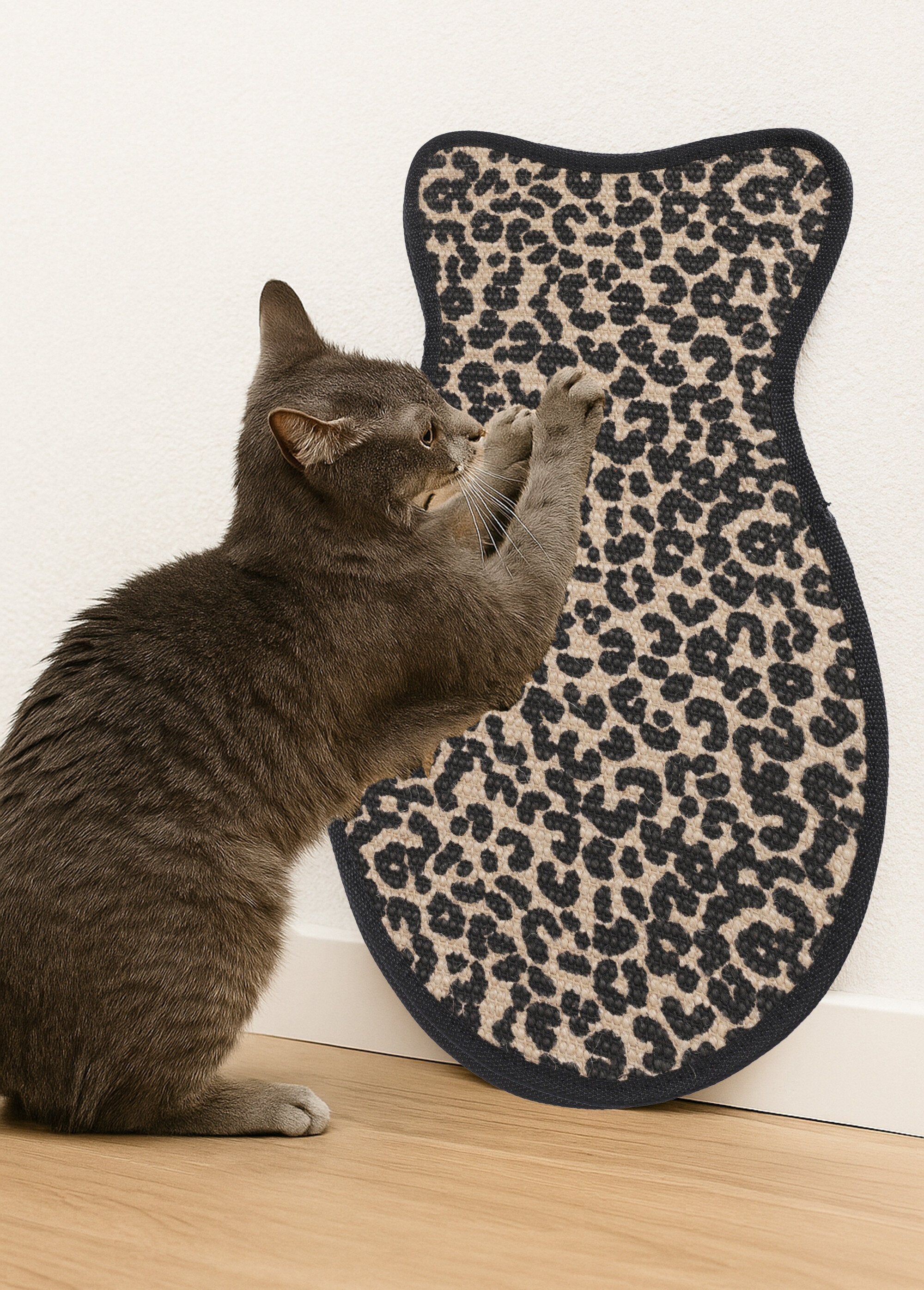 Krabpaal_met_mooie_decoratie_Leopard_SF1_slim