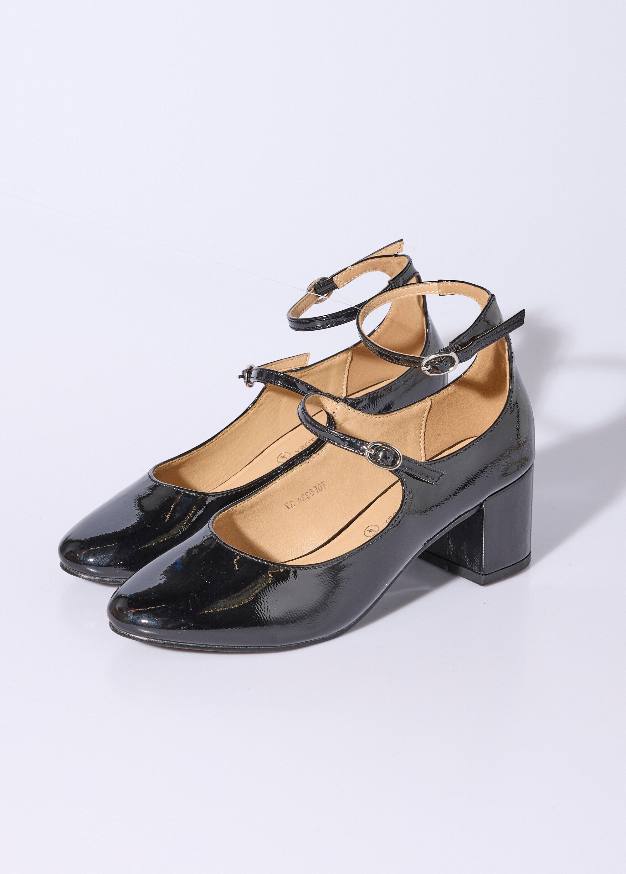 Enkellaarsjes_met_ronde_teen_en_dunne_riempjes_Noir_DE1_slim