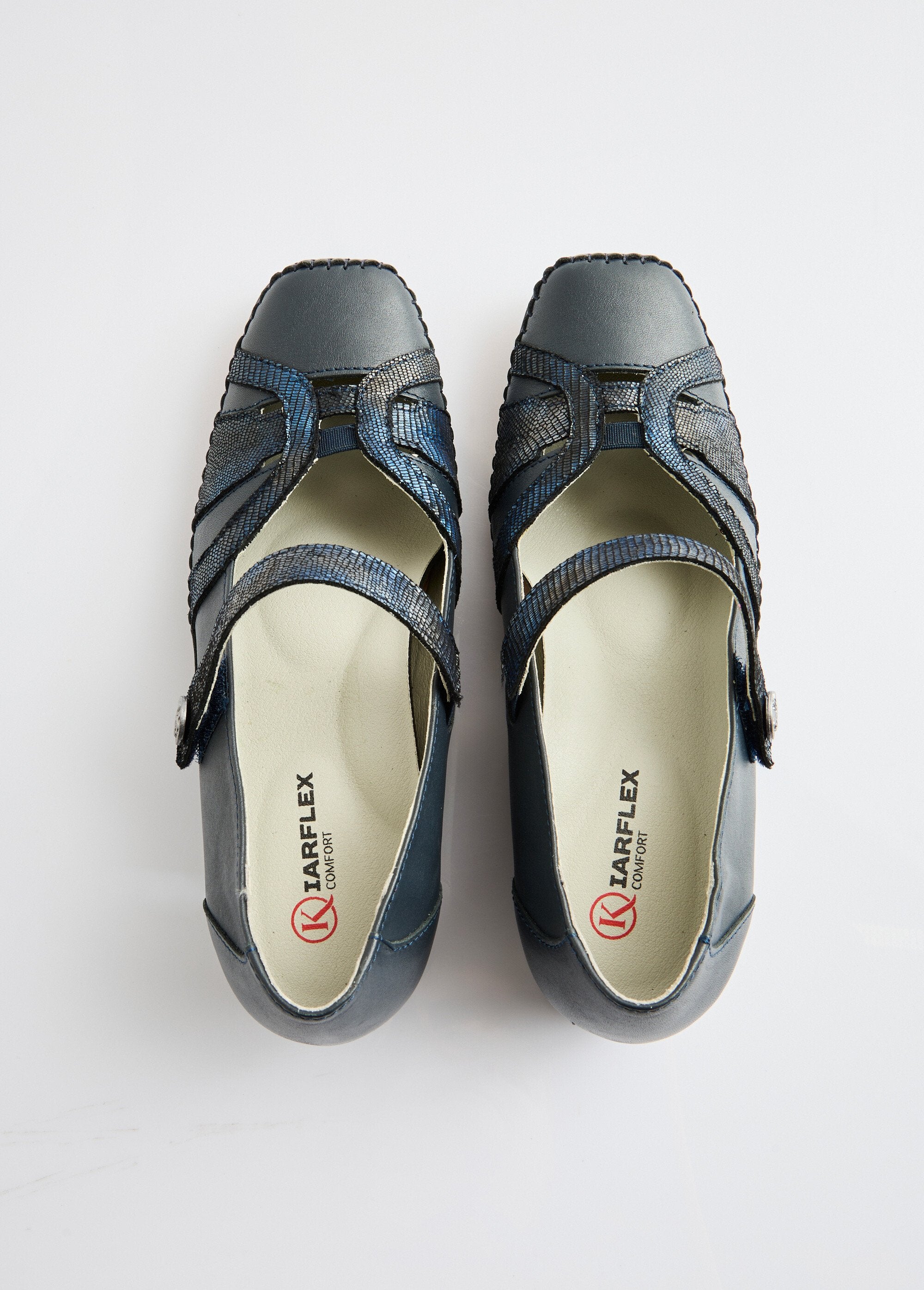 Leren_ballerina's_met_comfortabele_wijdte_en_klittenbandsluiting_Marine_OV1_slim