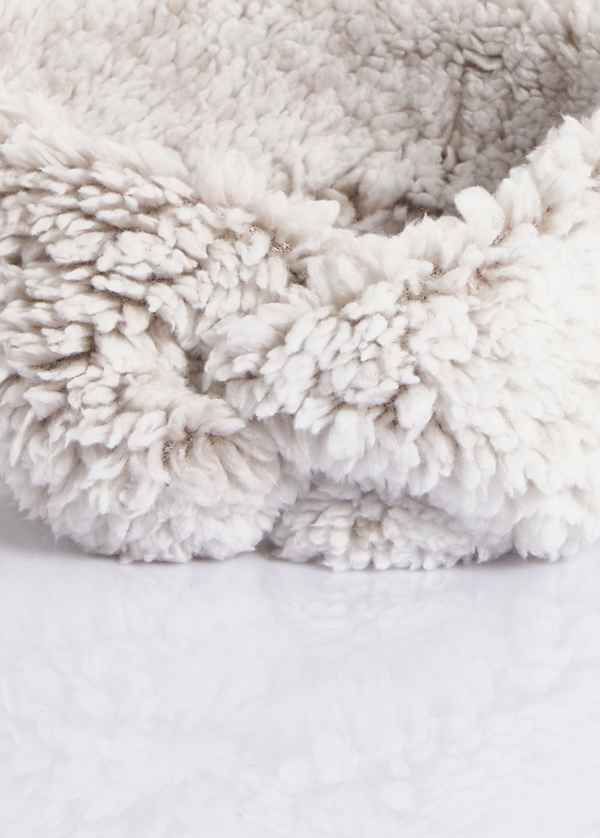 Warme_fleece_hoofdband_in_sherpa-stijl_Ecru_DE1_slim