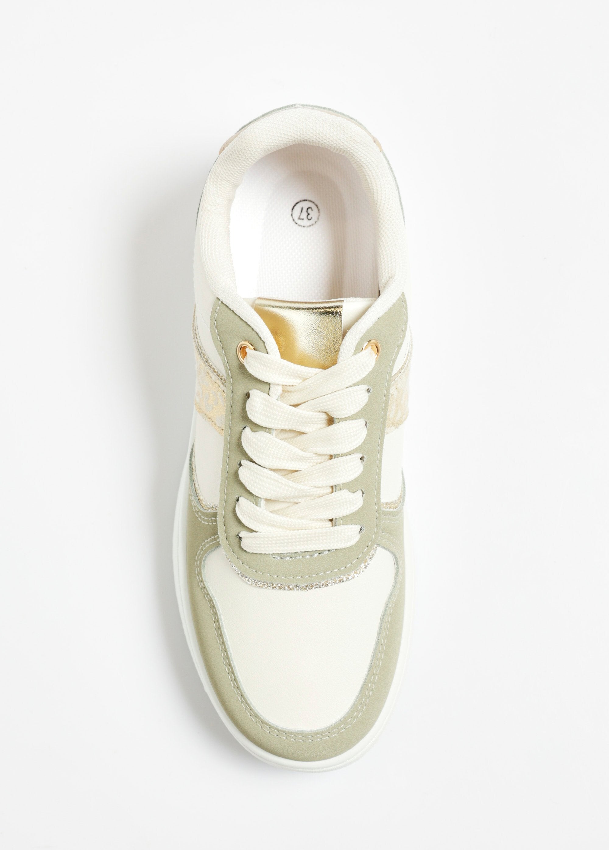 Tweekleurige_sportschoenen_met_metallic_details_Vert_OV1_slim