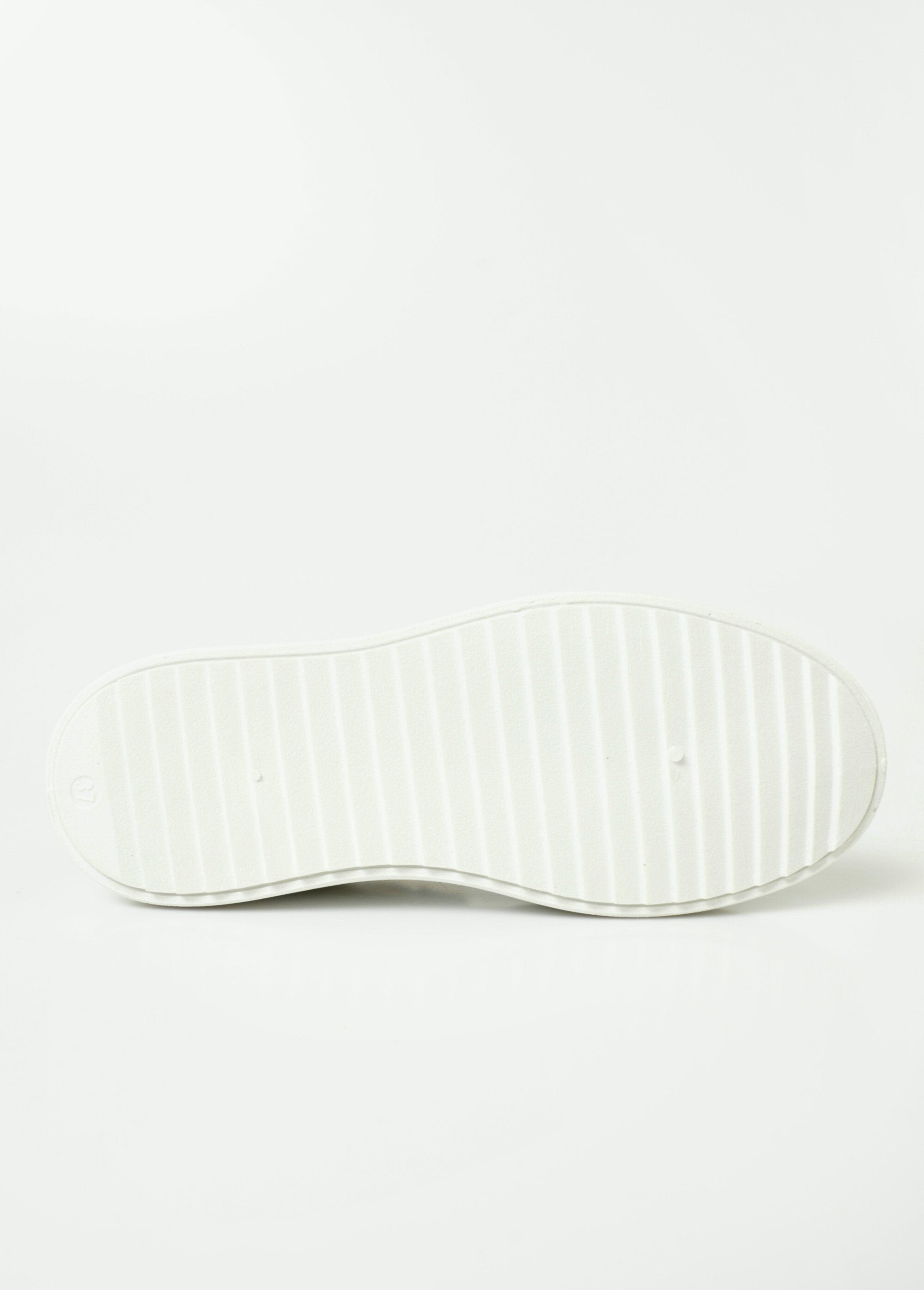 Tweekleurige_gympen_met_klittenband_in_dierenstijl_Kaki_UN1_slim