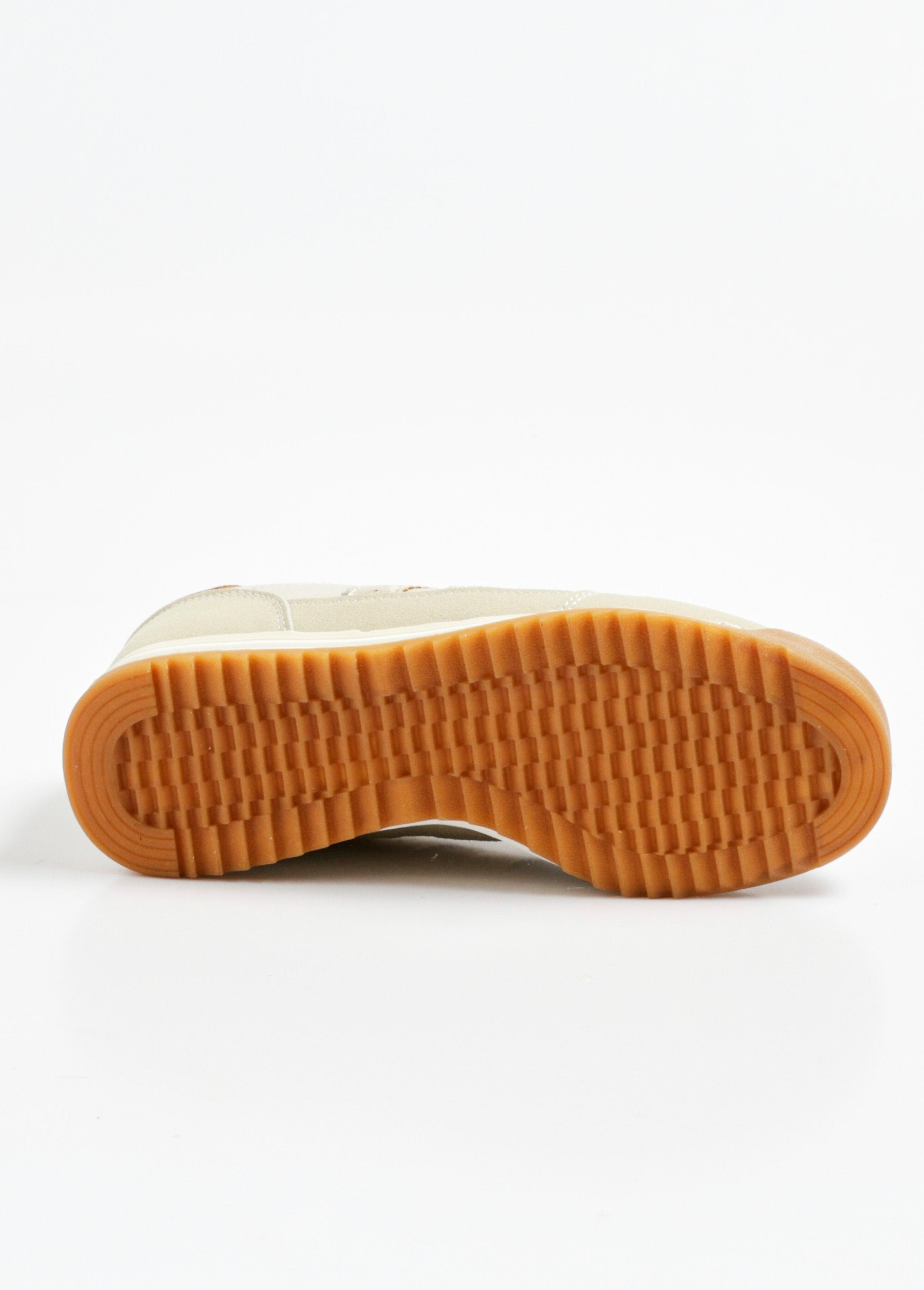 Sleehakken_in_suède-look_Beige_UN1_slim