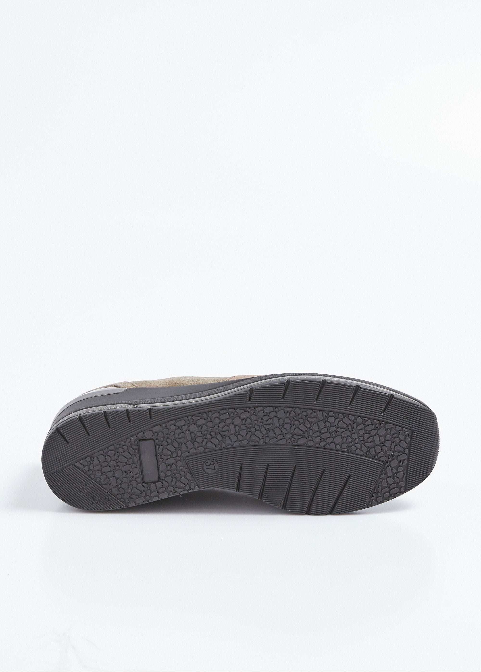 Sleehakken,_suède_en_lakleer_Taupe_UN1_slim