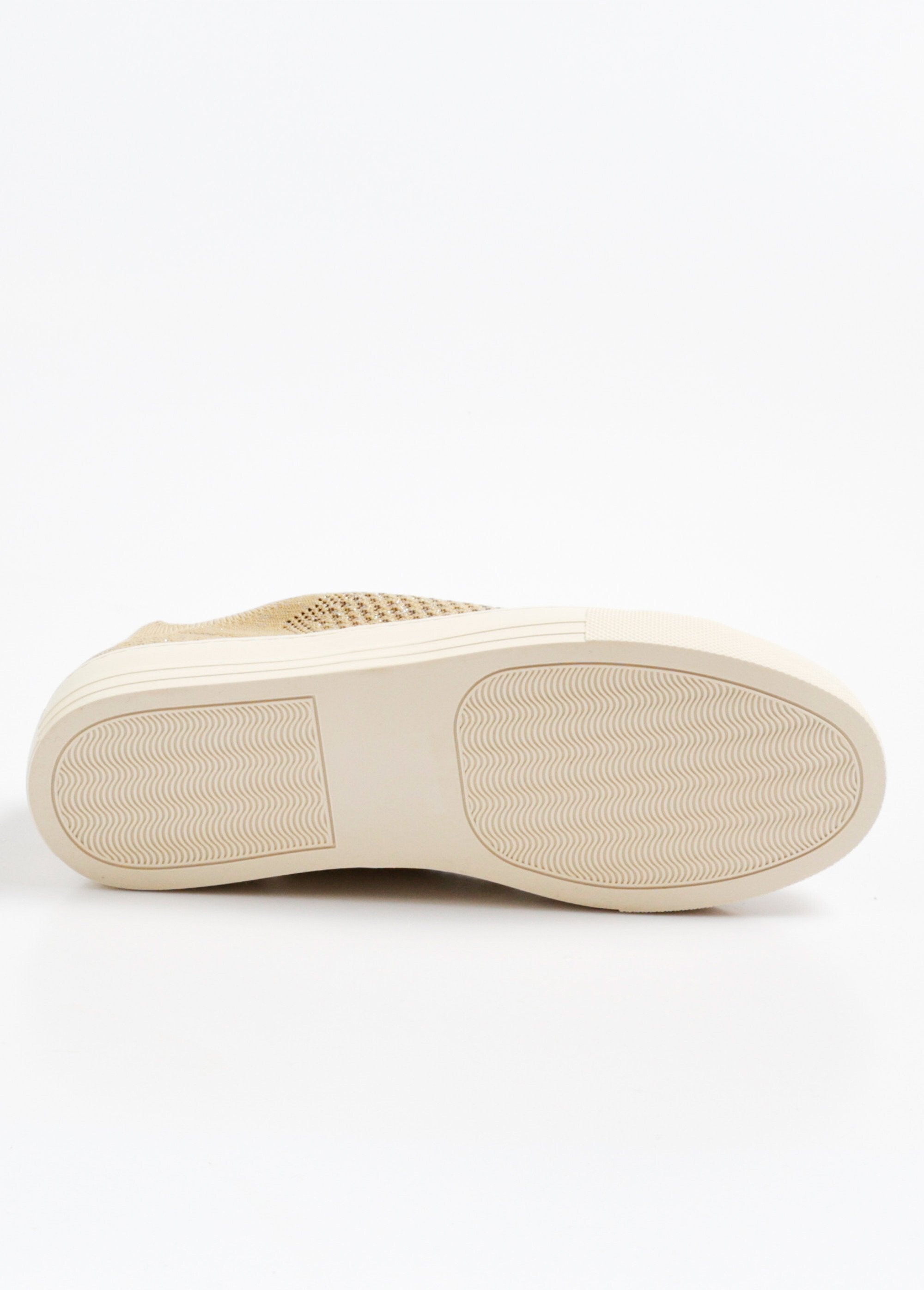 Opengewerkte_gympen_van_mesh_met_veters_Beige_UN1_slim