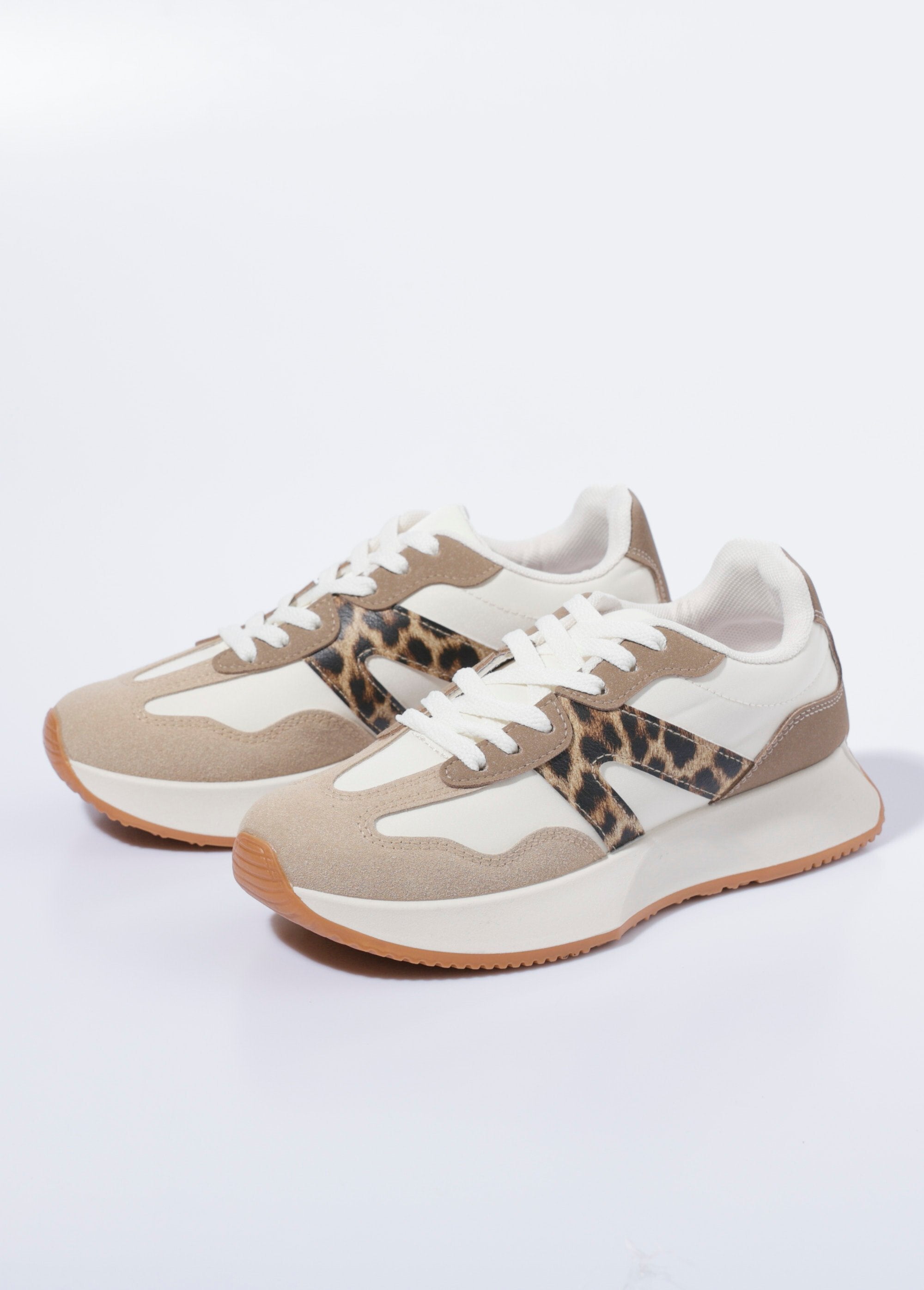Jogger_sportschoenen_Leopard_DE1_slim
