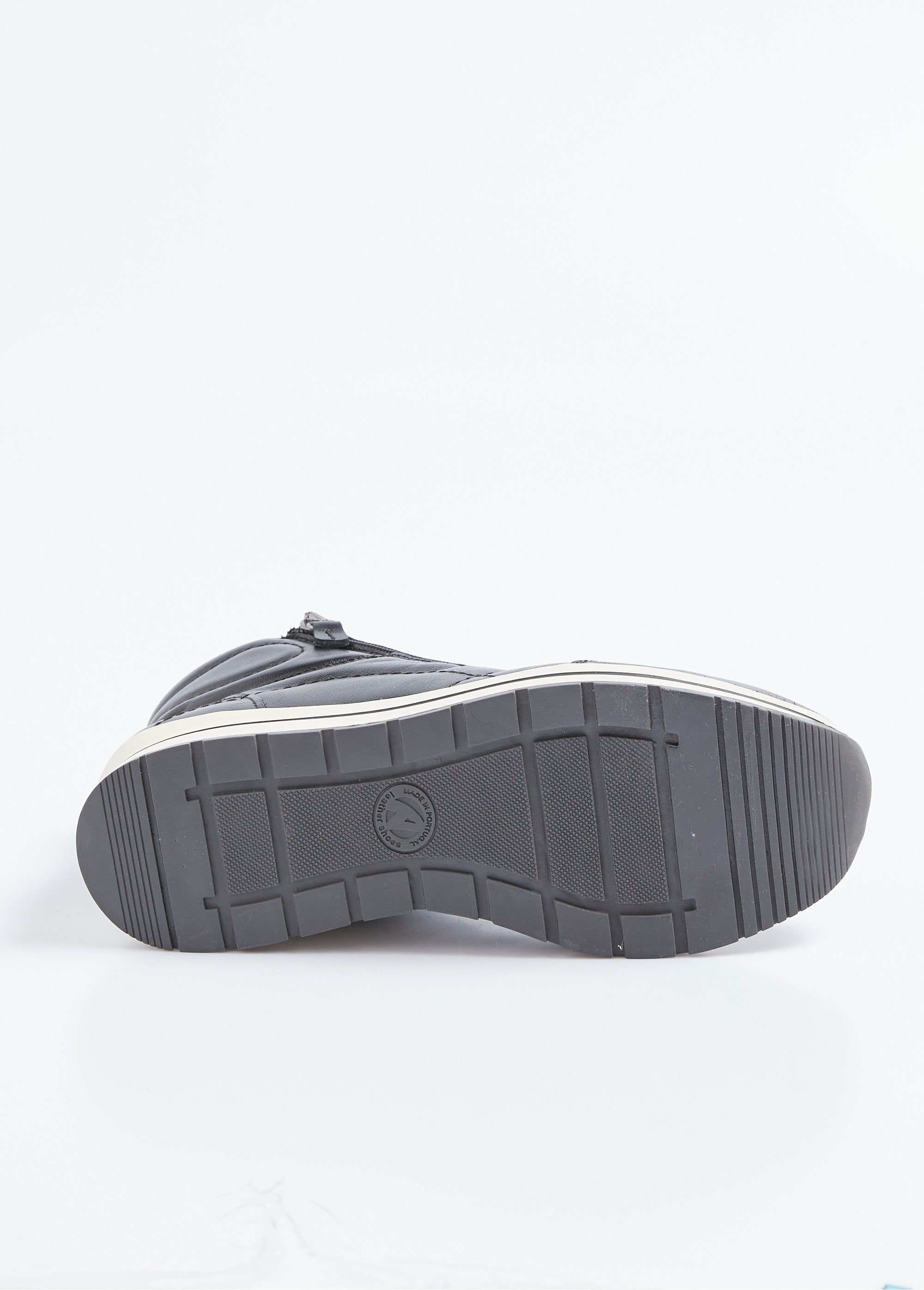 Leren_sportschoenen_met_comfortwijdte_Noir_irise_UN1_slim