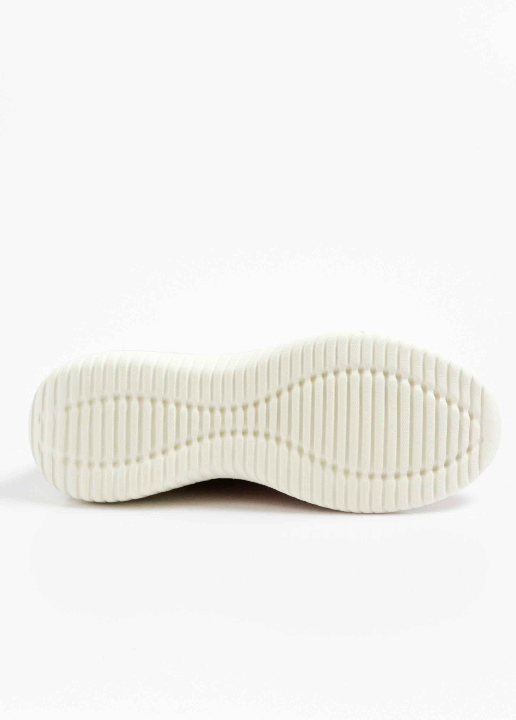 Geperforeerde_suède-look_sportschoenen_met_veters_Rose_UN1_slim