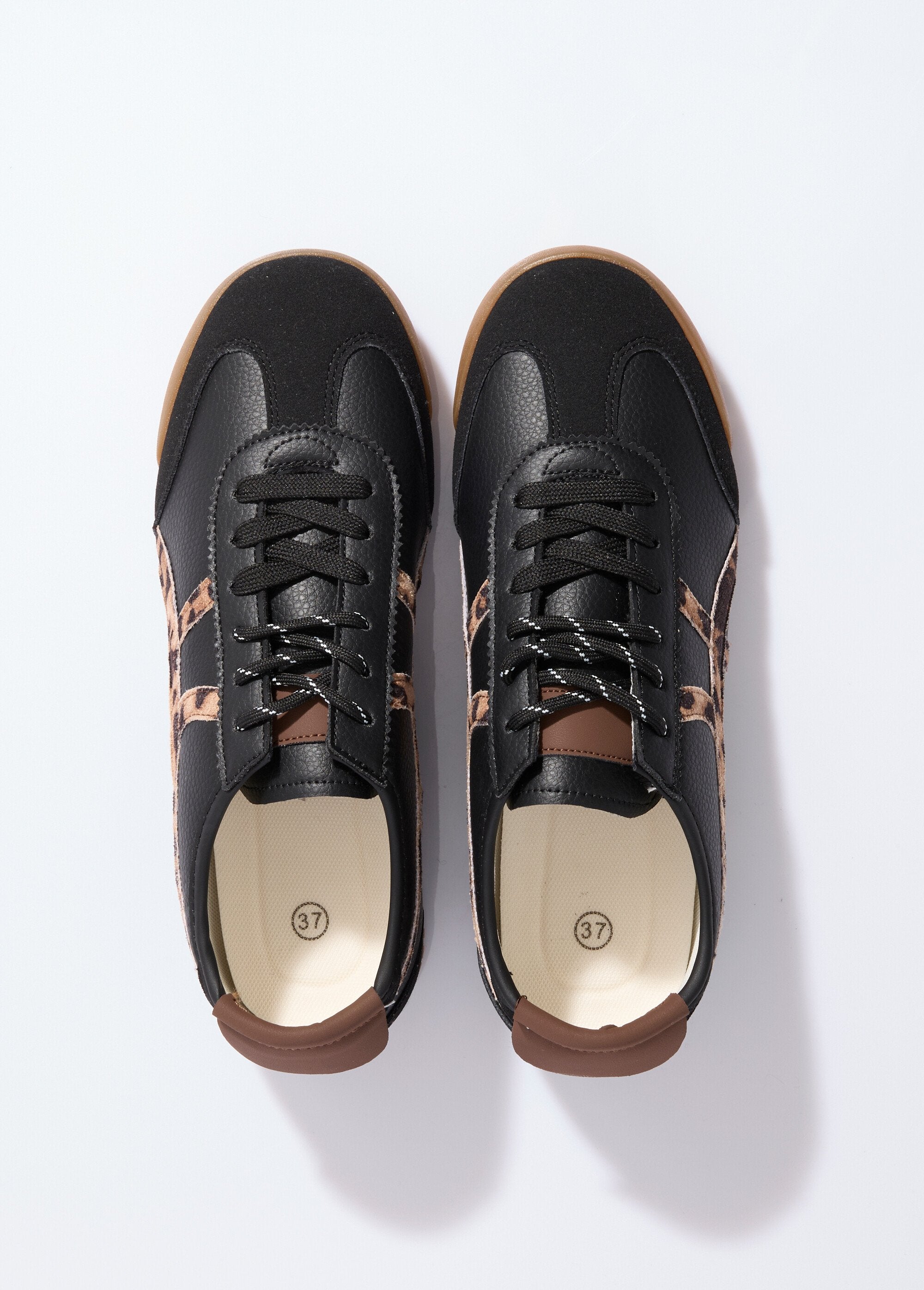 Sportschoenen_met_dunne_zool_en_inzetstukken_Noir_OV1_slim