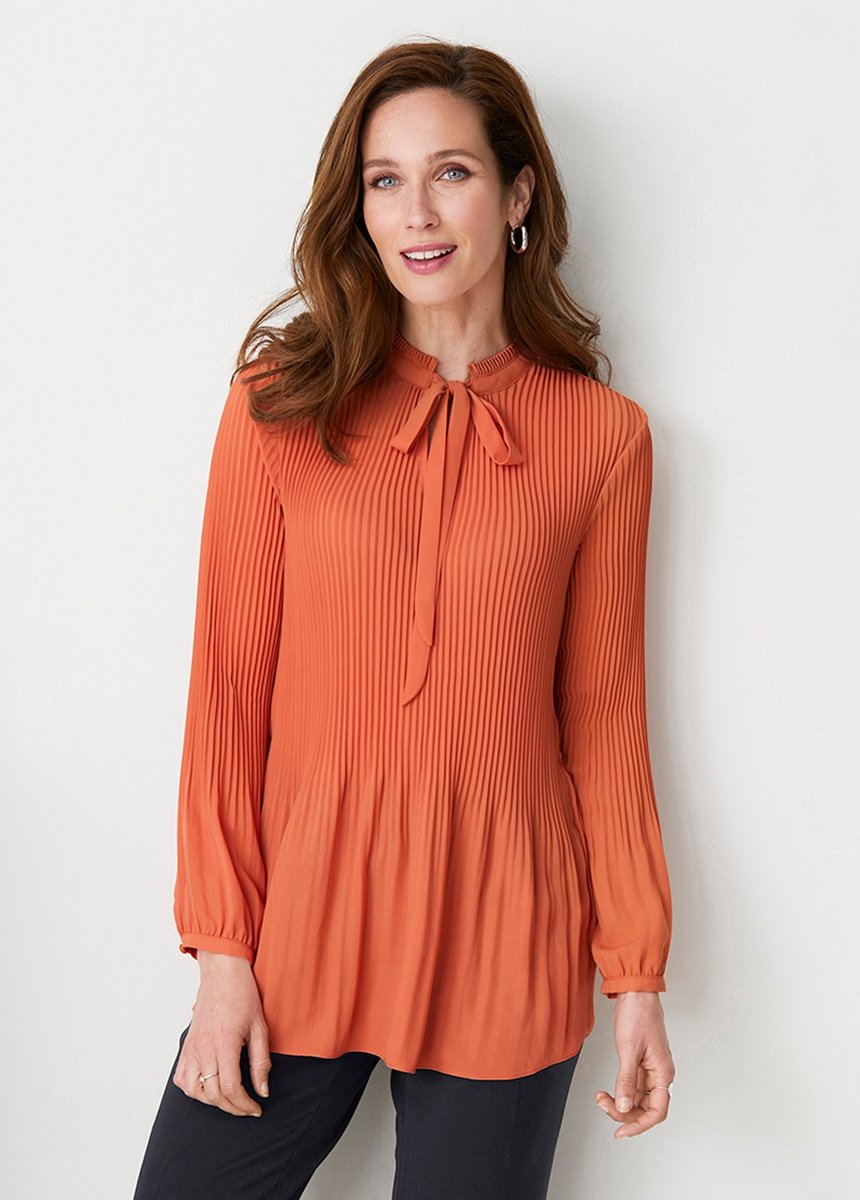 Geplooide_blouse_met_kanten_kraag_Brique_FA1_slim