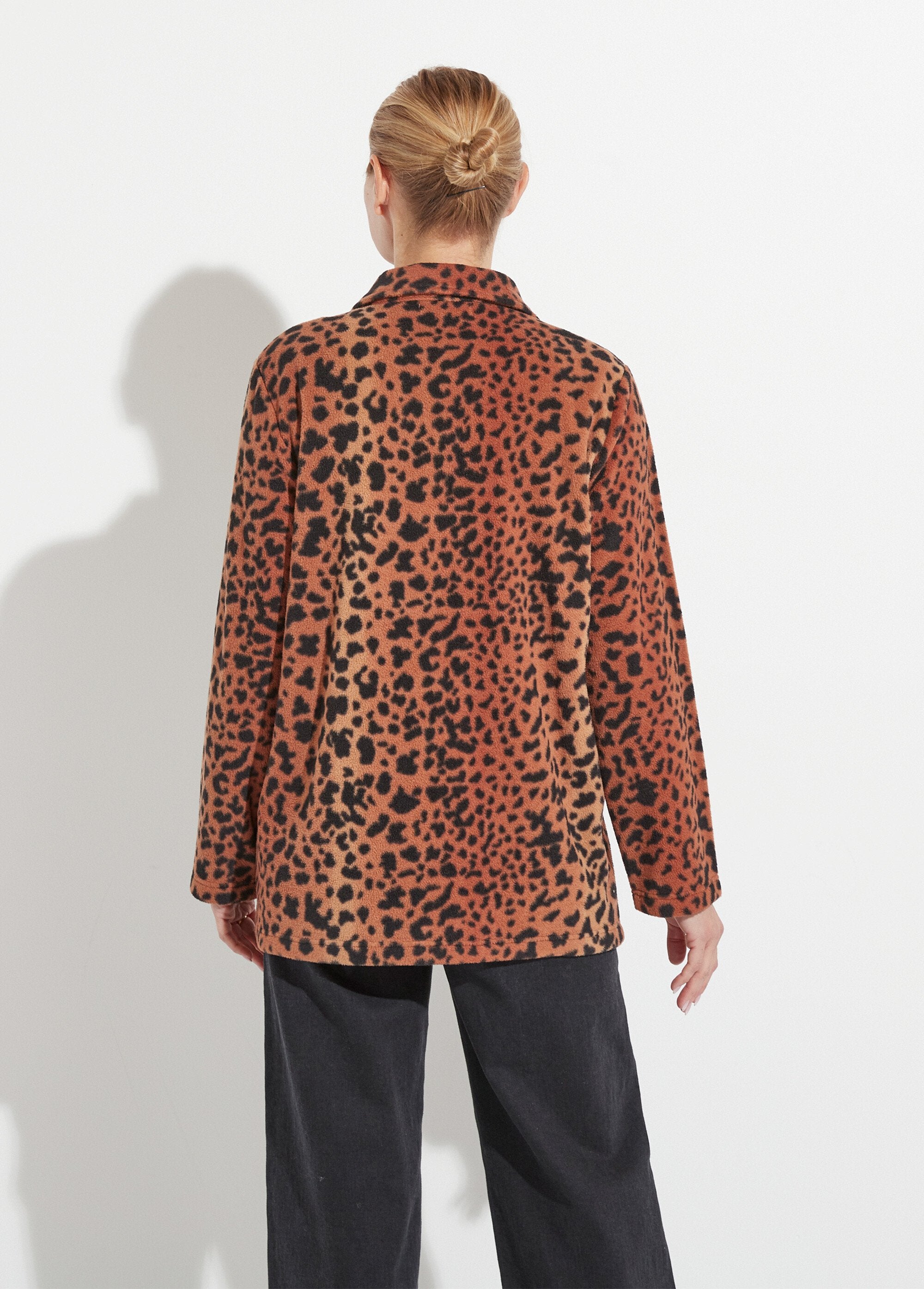 Bedrukte_fleece_jas_met_rits_Marron_et_noir_DO1_slim