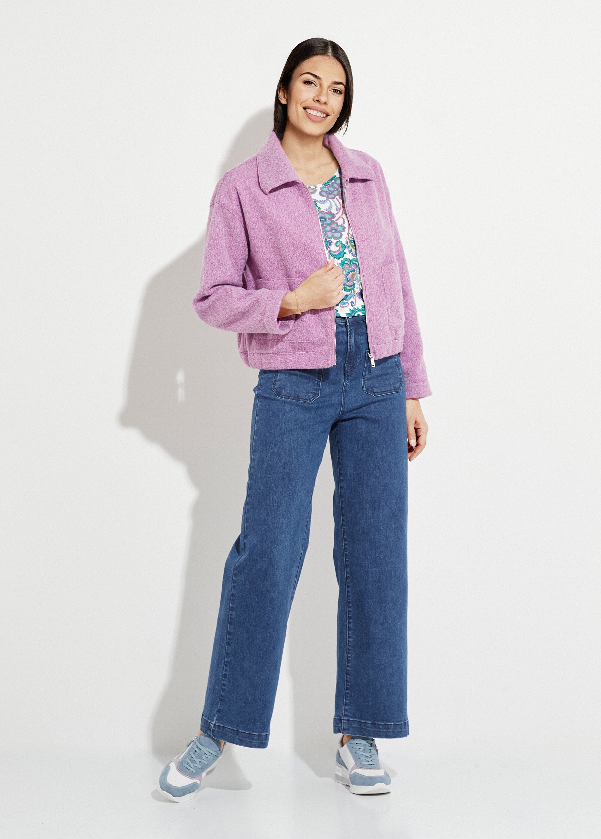 Jasje_met_rits_in_effen_boucléstof_Parme_SF1_slim