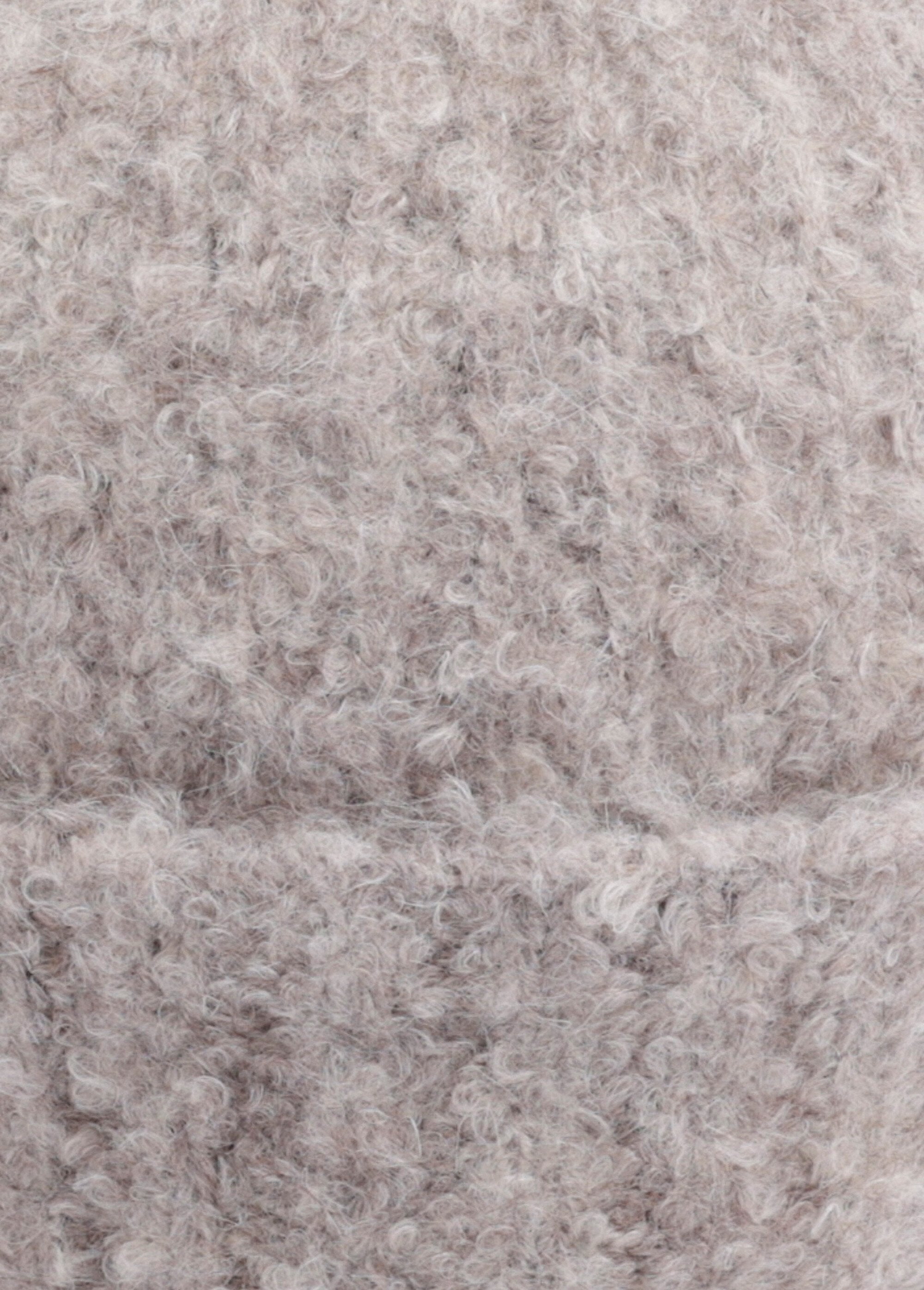 Warme_wollen_muts,_gebreid_schuim_Taupe_DE1_slim
