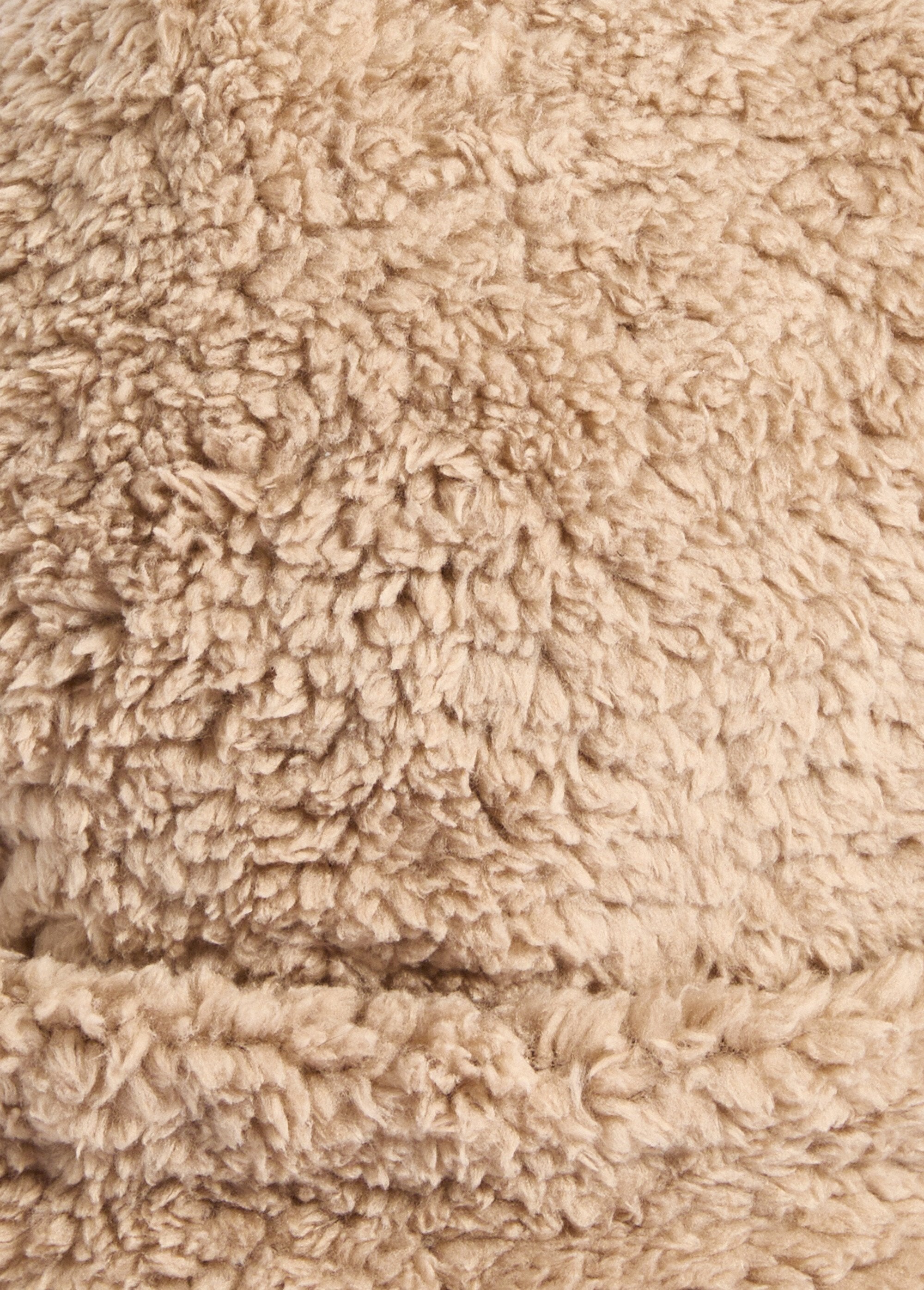 Fleece_muts_in_sherpa-stijl_+_pompom_Taupe_DE1_slim