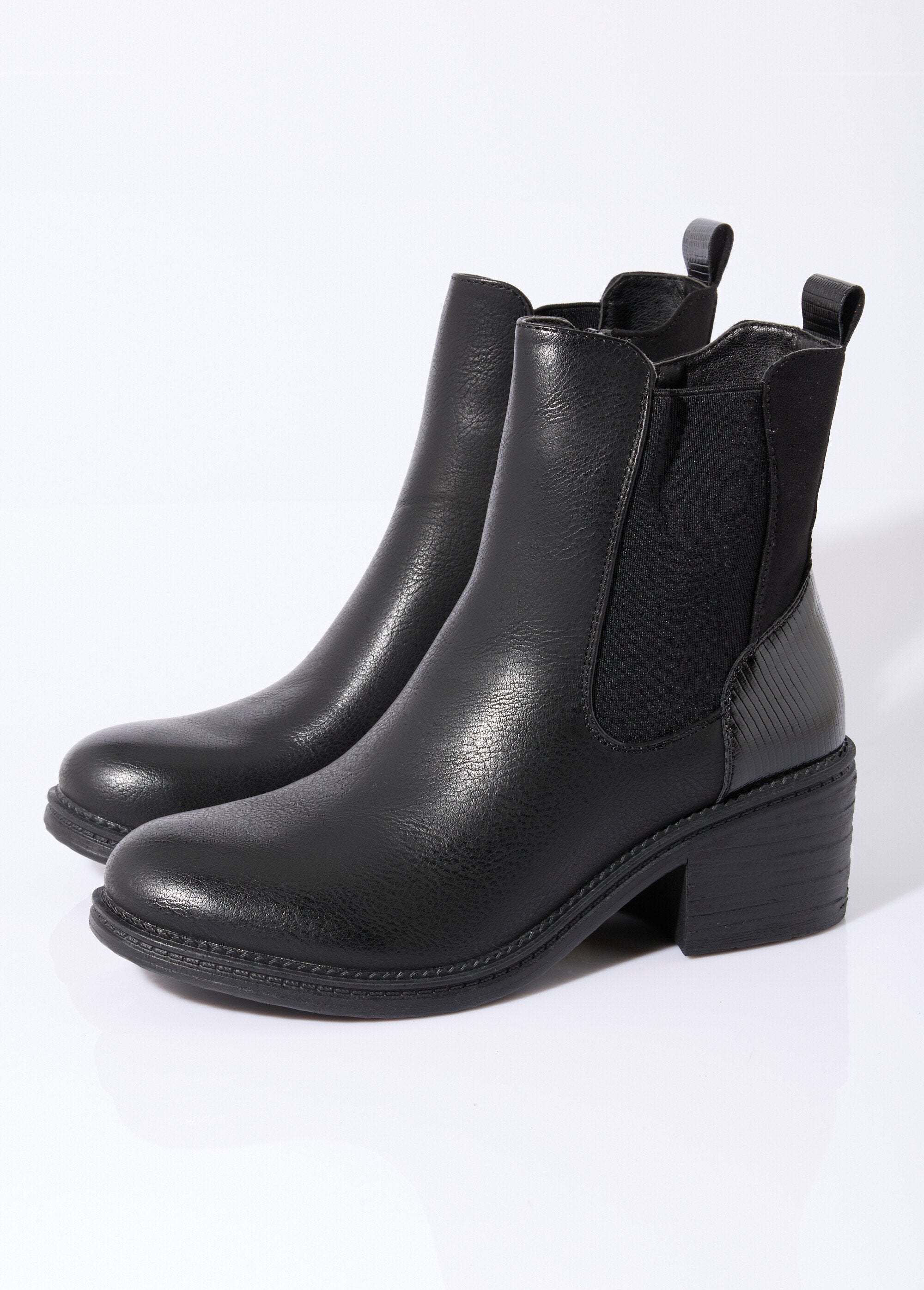 Chelsea_boots_met_hak_en_ronde_neus_Noir_DE1_slim