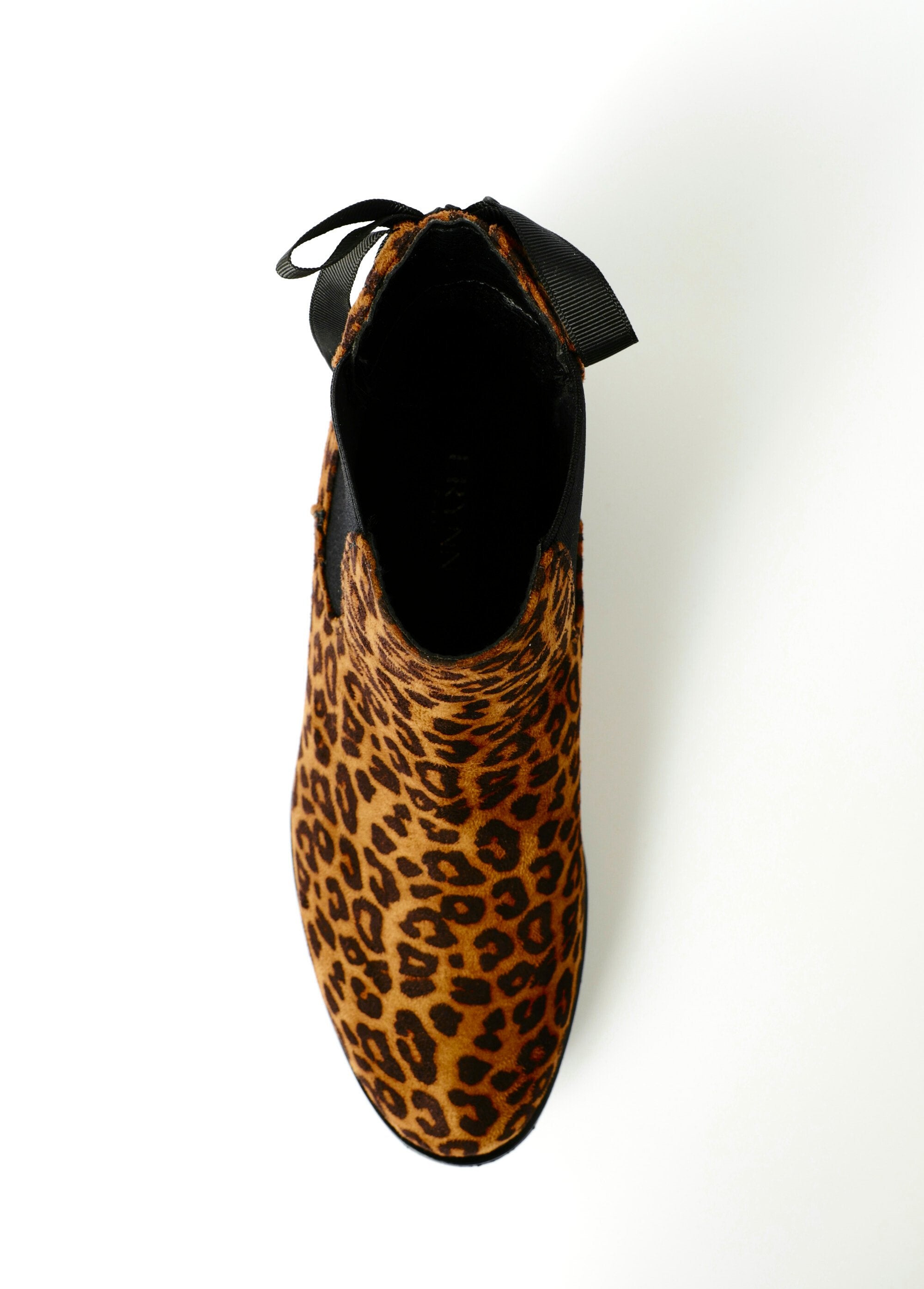 Chelsea_boots_met_glitterhak_en_nopjes_Leopard_OV1_slim