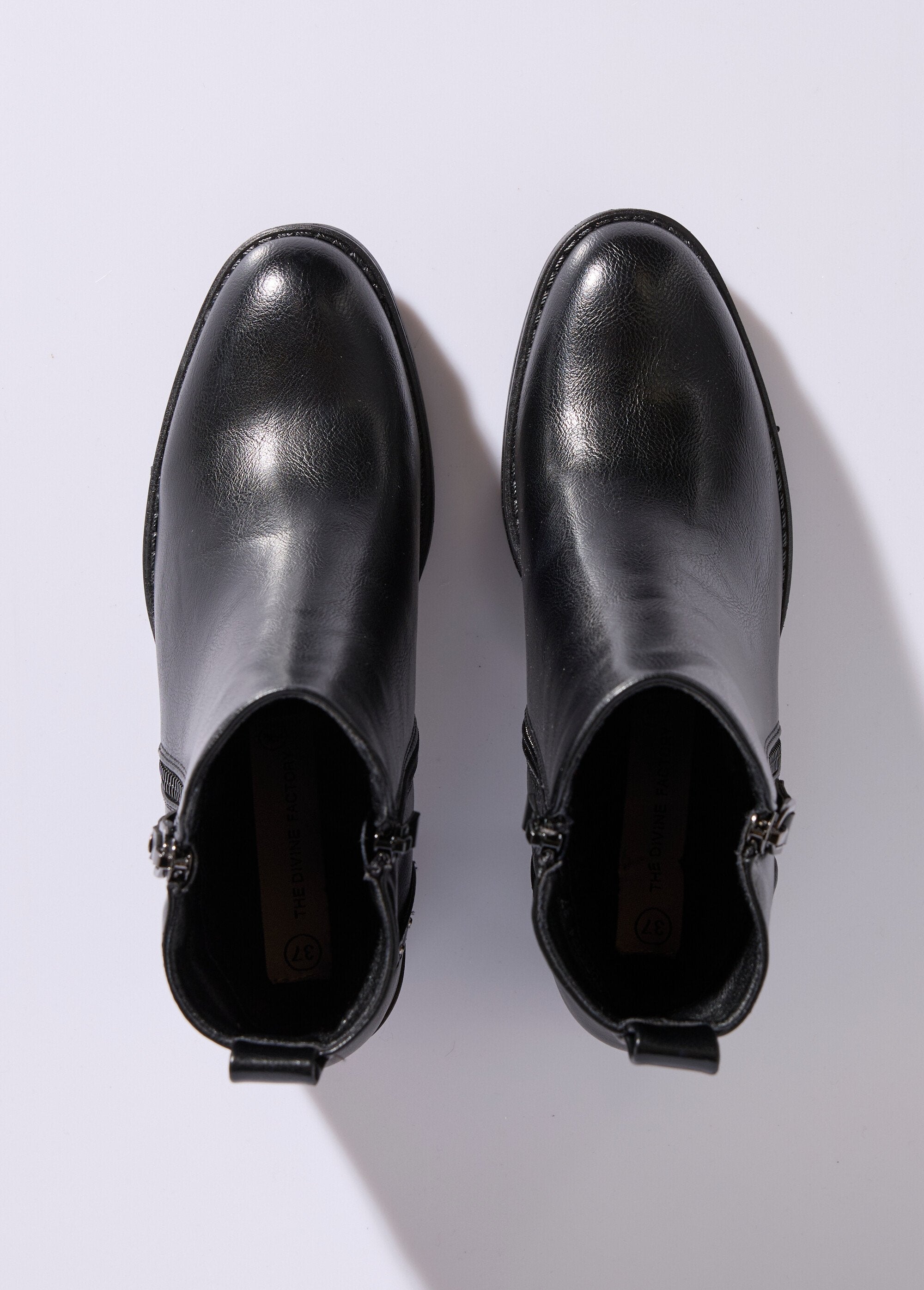 Laarzen_met_rits_en_studded_hiel_Noir_OV1_slim