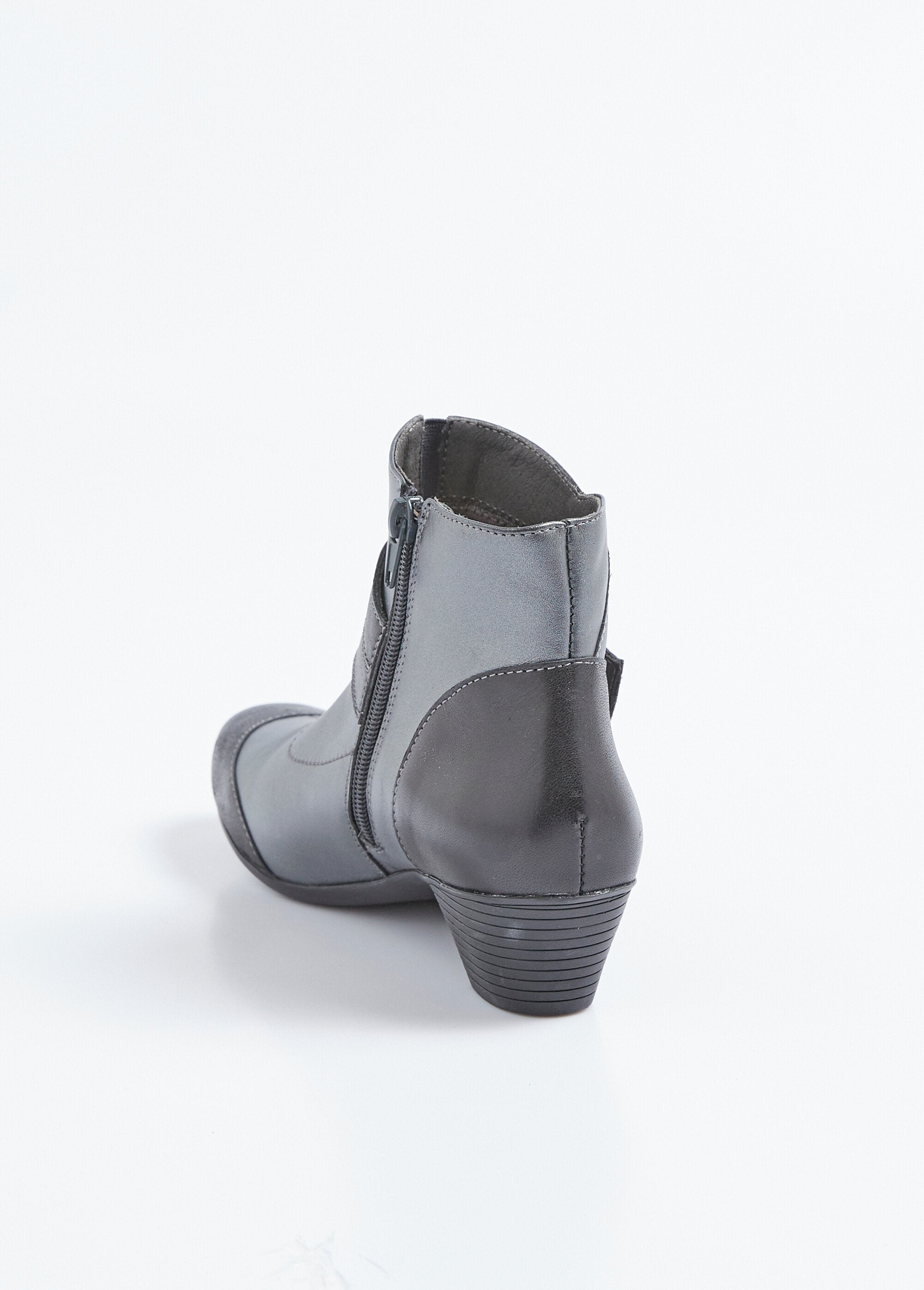 Leren_laarzen_met_rits_en_afgehaakte_hak_Gris_DO1_slim