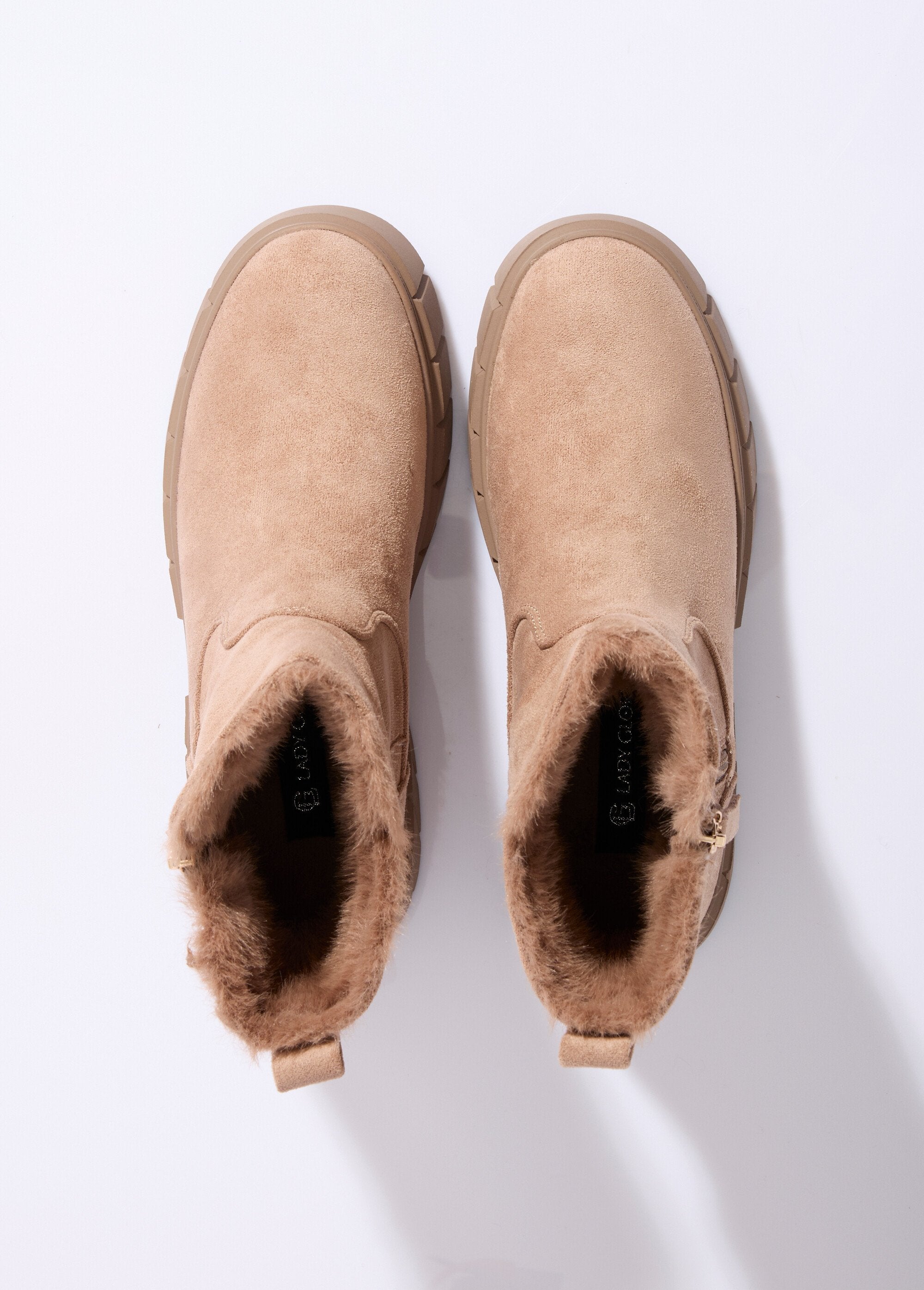 Warme_suède_sleehak_enkellaarsjes_Beige_OV1_slim