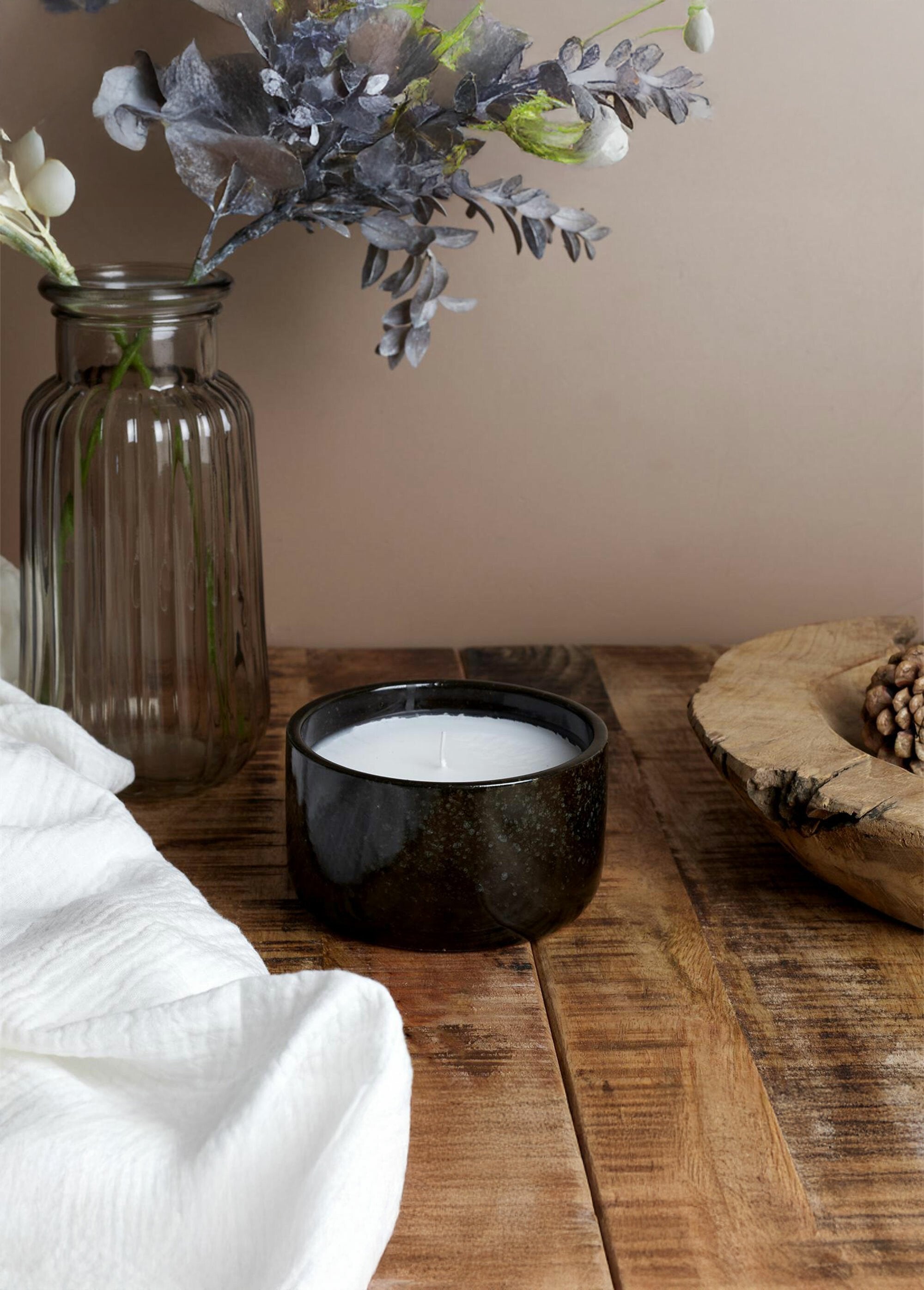 Keramische_geurkaars,_diam_12cm_Noir_et_bois_epice_SF1_slim