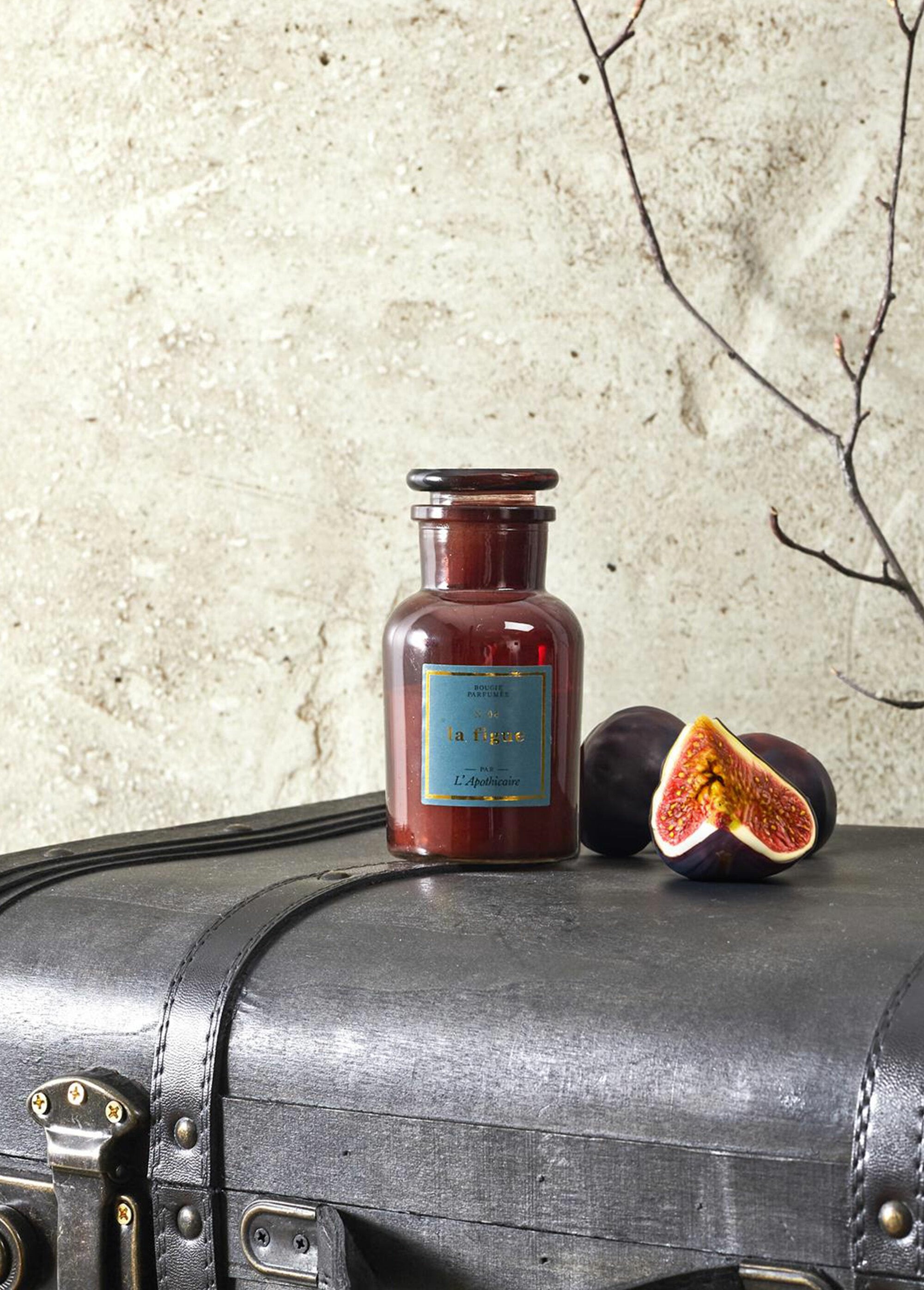 Retro_geurkaars_in_getint_glas,_11cm_Figue_SF1_slim