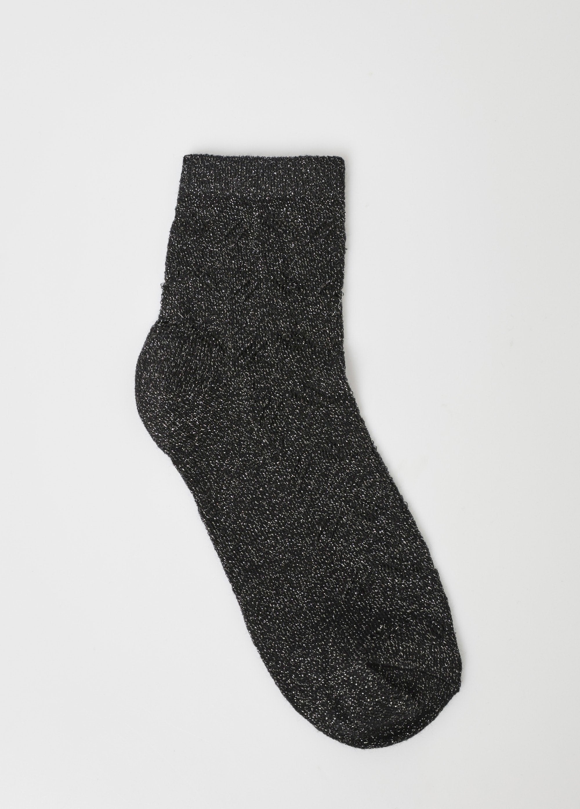 Geperforeerde_visgraat_sokken,_metallic_Noir_DE1_slim