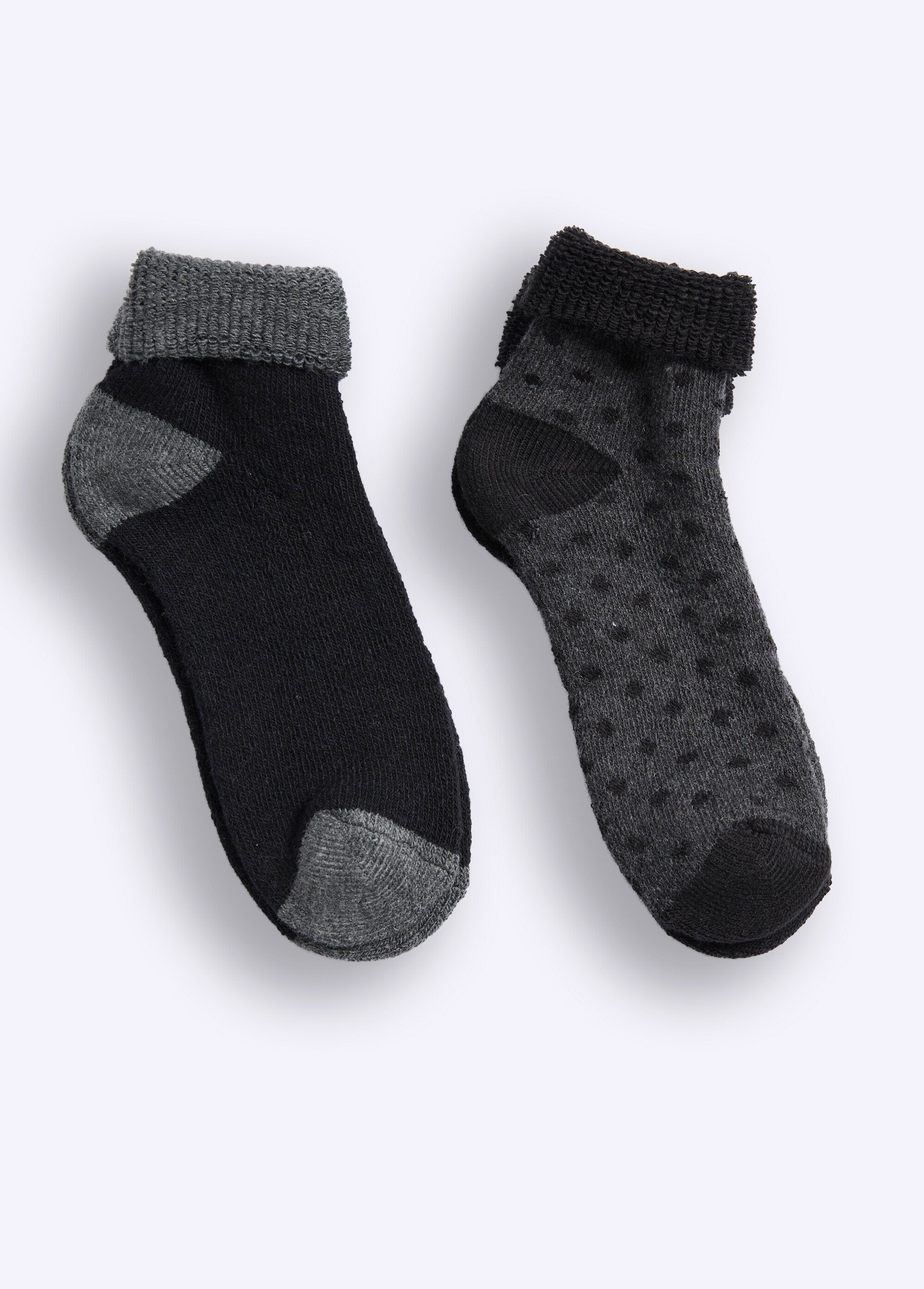 Warme_wollen_en_bouclette_sokken_Assortis_noir_DE1_slim