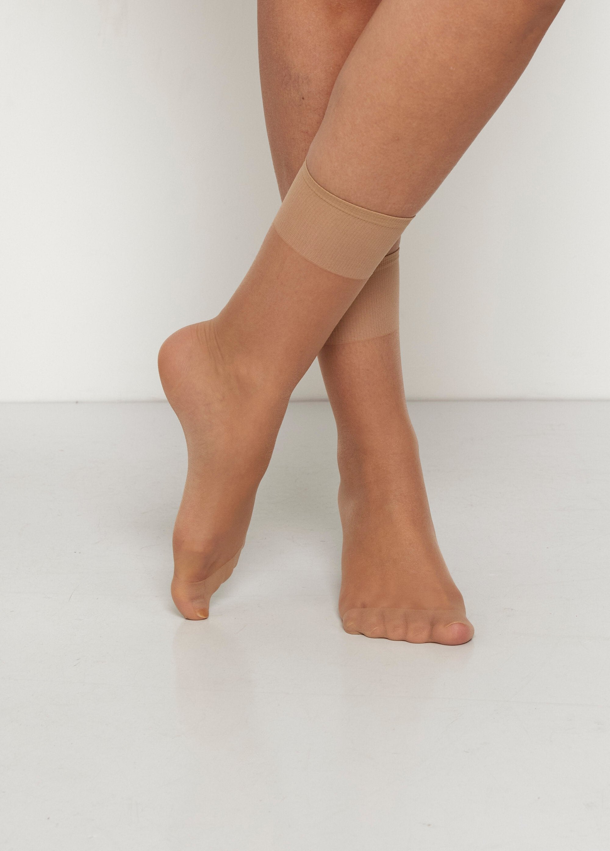 Lichte_voile_sokken,_20_denier_Beige_FA2_slim