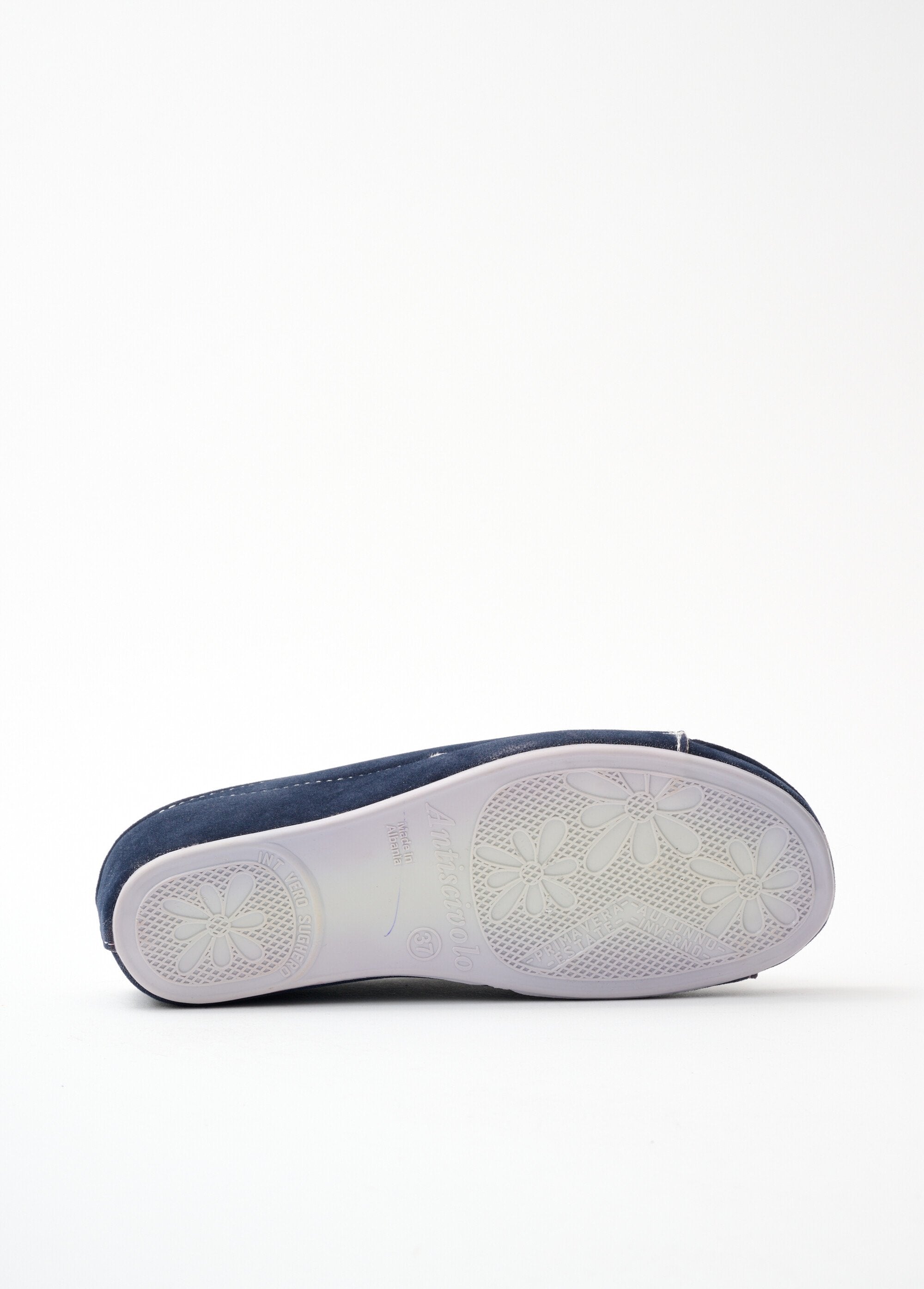 Muiltjes_met_grote_breedte_Marien_UN1_slim