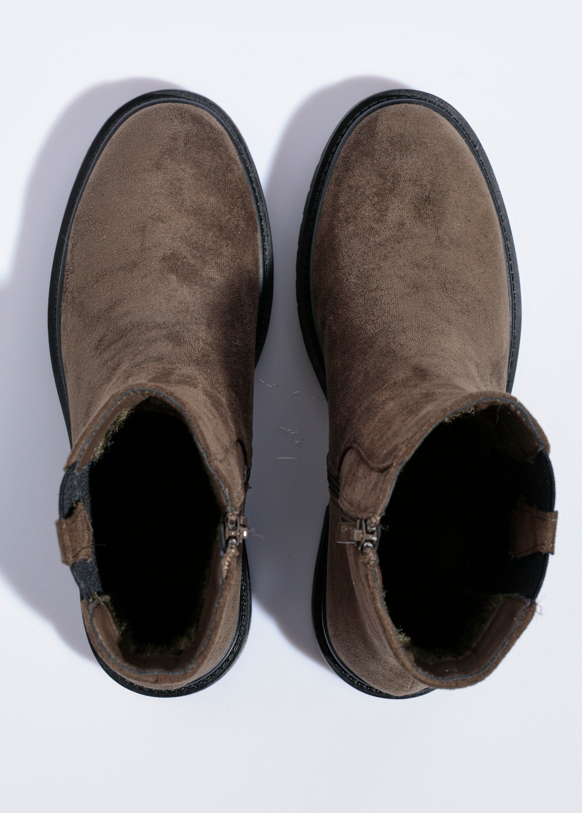 Chelsea_laarzen_met_ingekeepte_zool_Kaki_OV1_slim