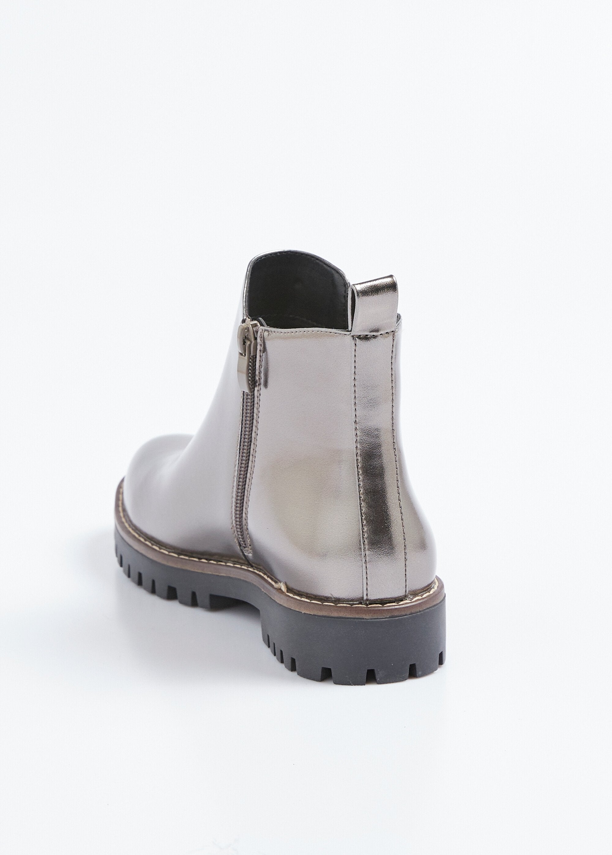 Chelsea_boots_met_comfortabele_ingekeepte_zool_Gris_DO1_slim