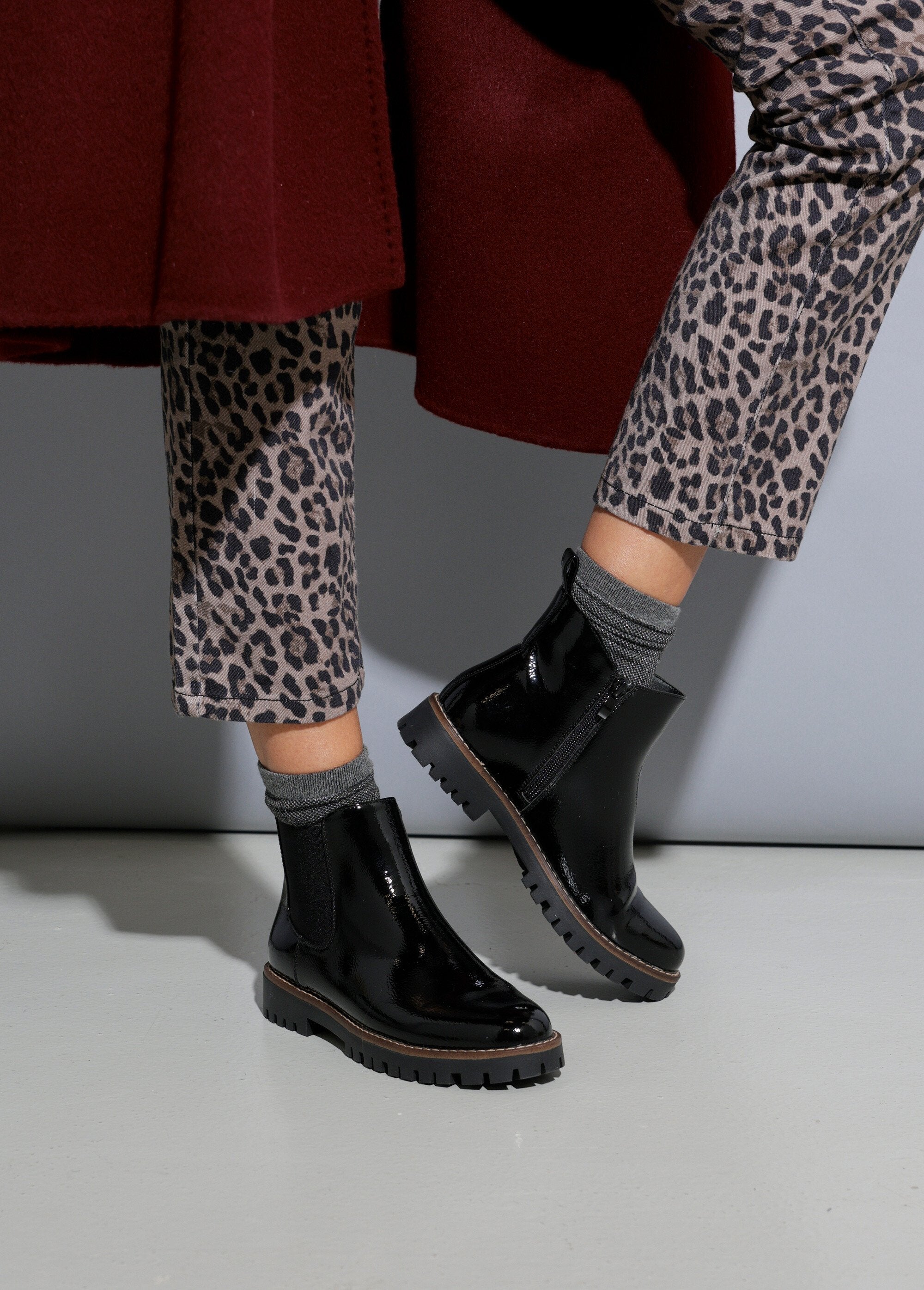 Chelsea_boots_met_comfortabele_ingekeepte_zool_Noir_SF1_slim