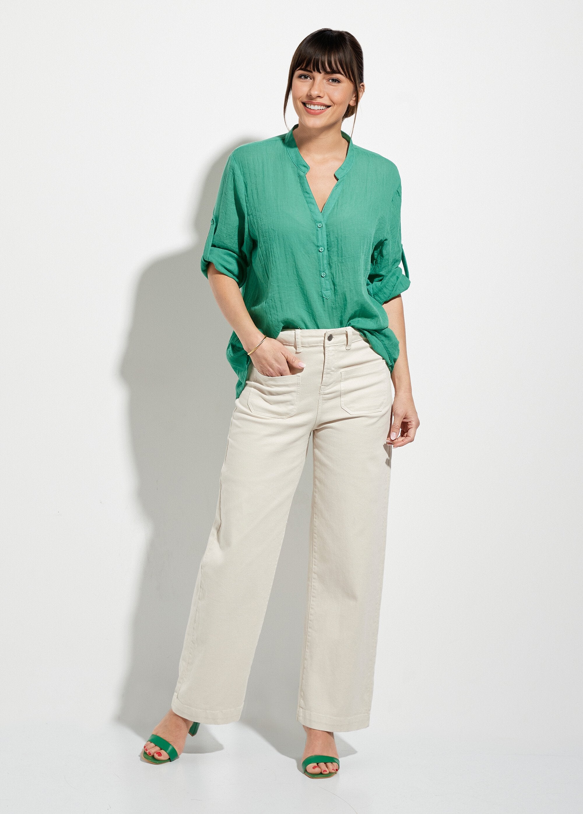 Losvallende_blouse_met_tuniekkraag_van_katoenvoile_Vert_SF1_slim
