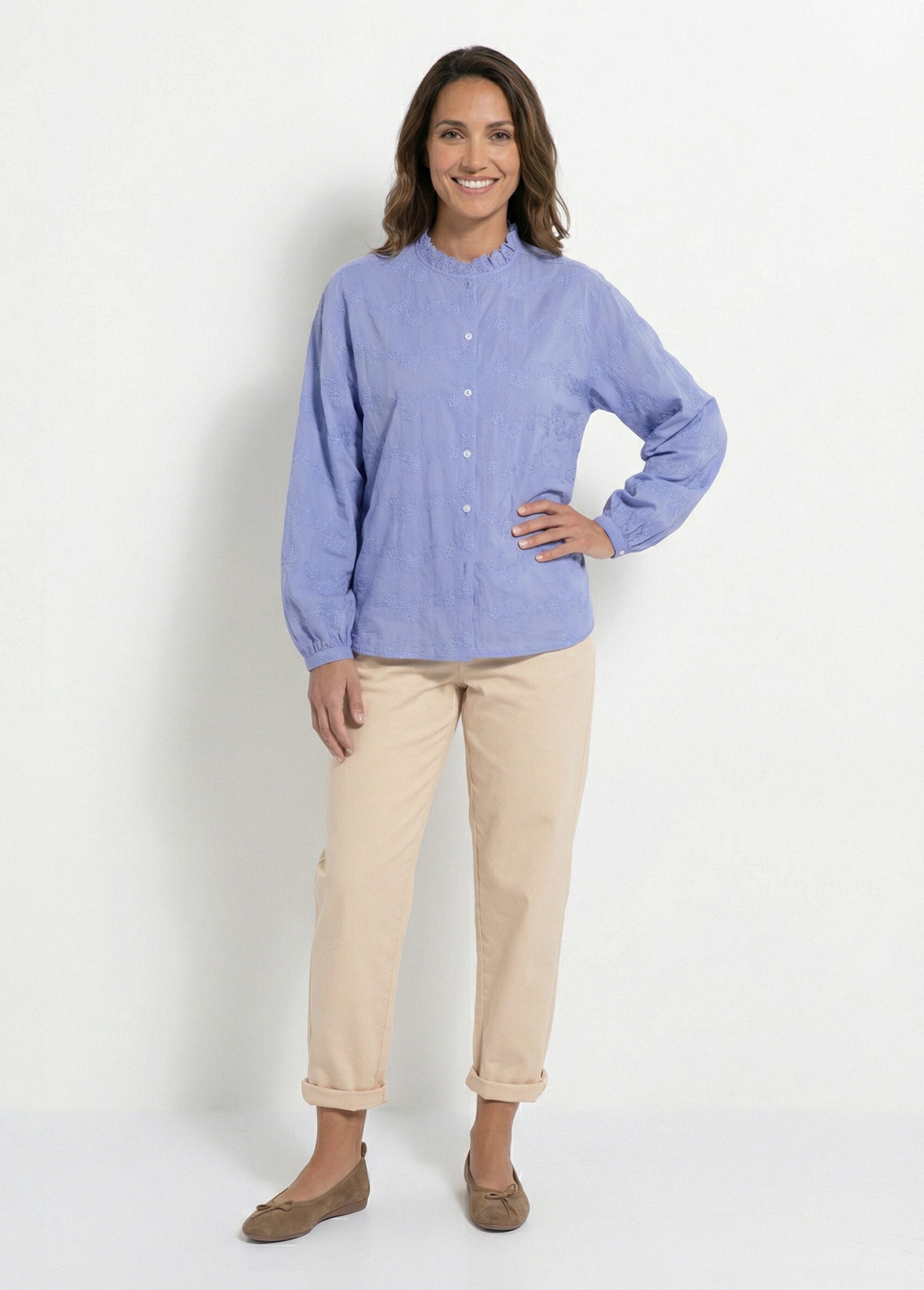 Chemisier_boutonné_coton_brodé_col_volanté_Bleu_SF1_slim
