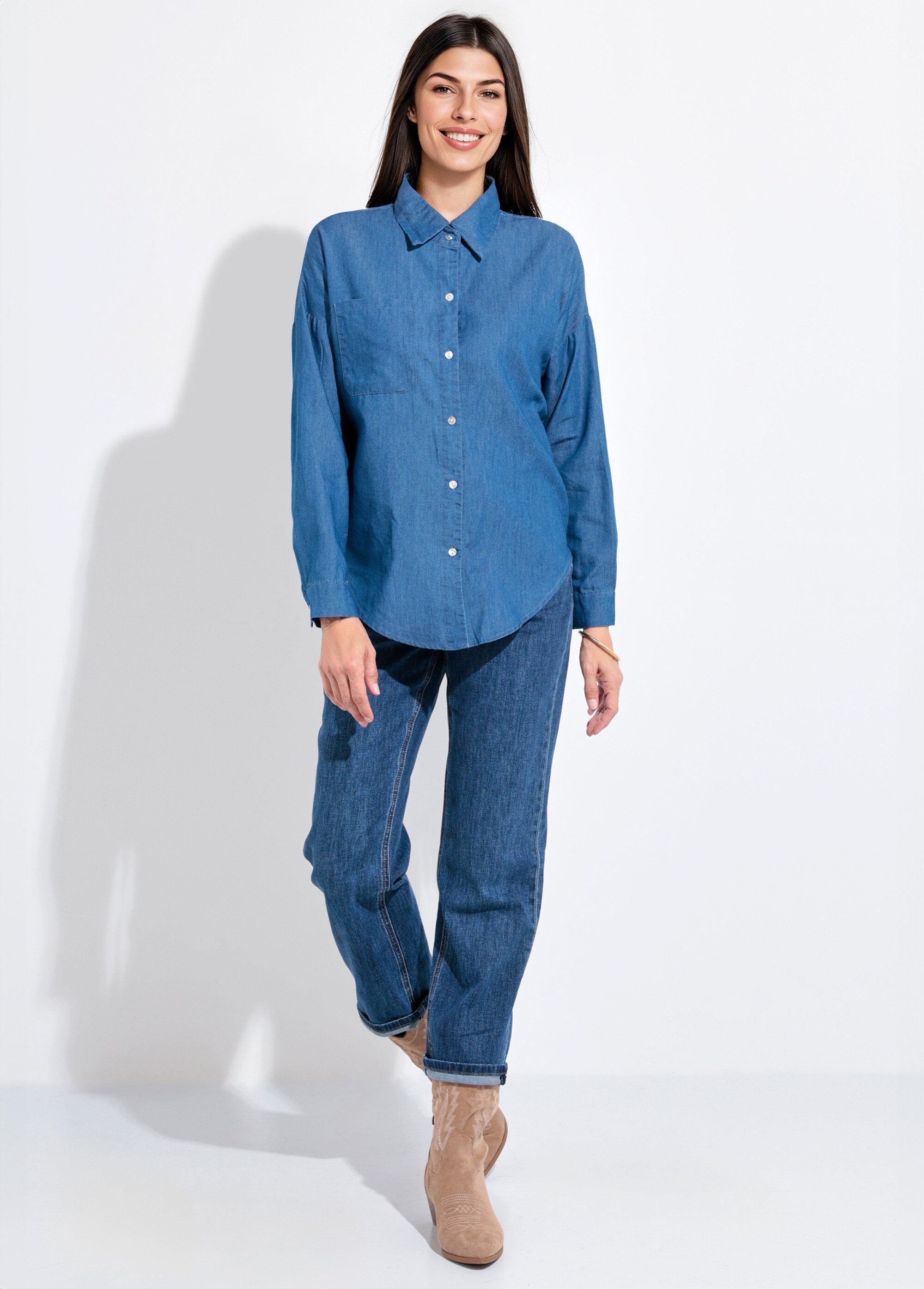 Chambray_overhemd_met_lange_mouwen_en_getailleerde_kraag_Denim_SF1_slim