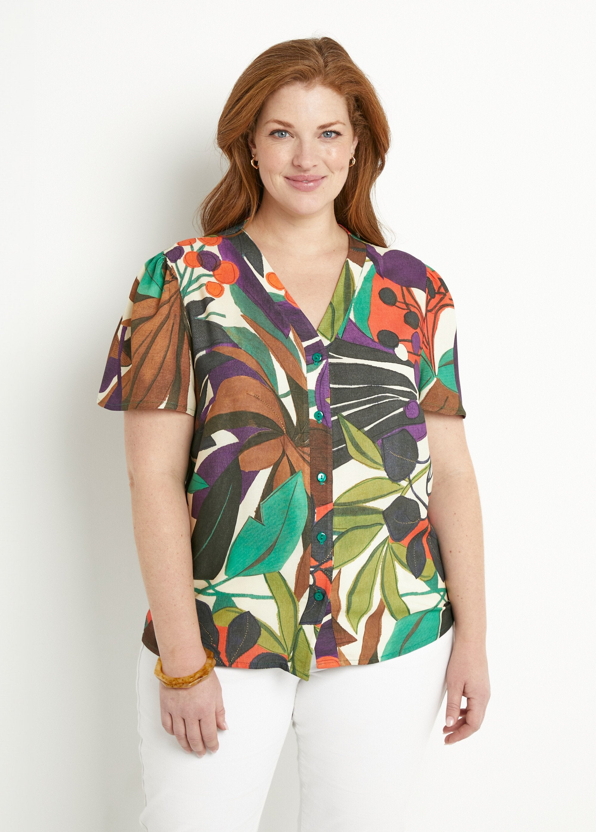 V-hals_blouse_met_korte_mouwen_en_plantenprint_Multicolore_FA1_curvy