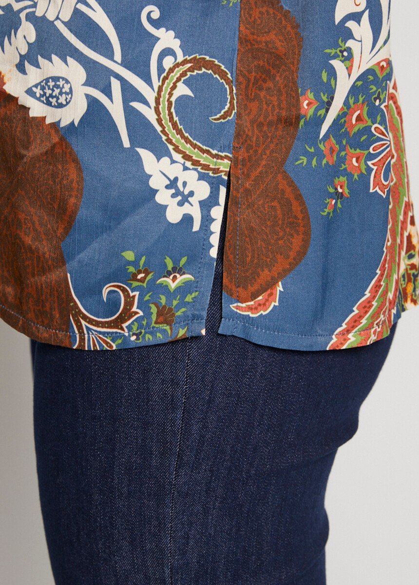 Blouse_met_lange_mouwen,_effen_of_bedrukt_Imprime_multicolore_DE3_slim