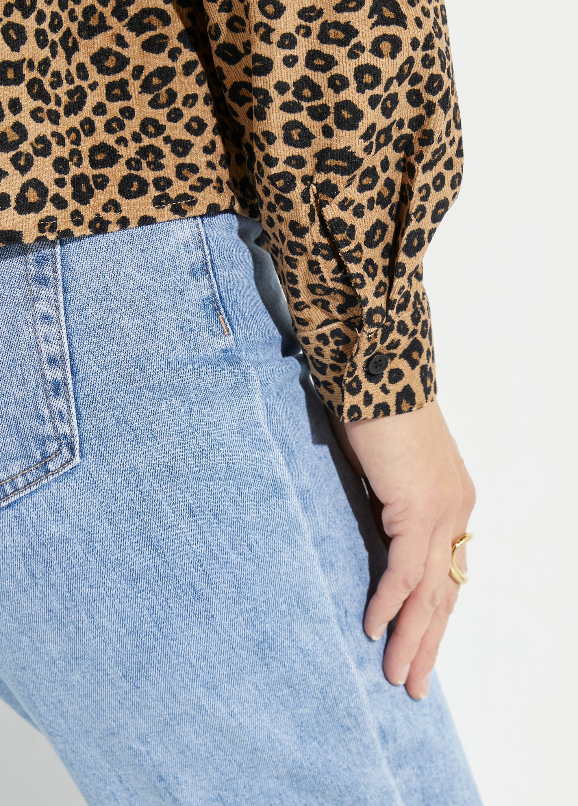 Chemisier_velours_léopard_et_col_simili_Leopard_DE1_slim