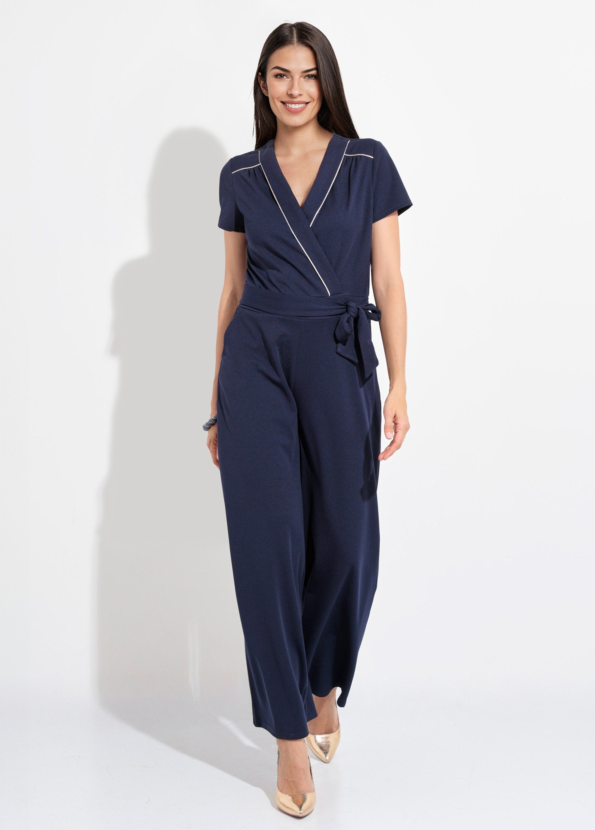 Jumpsuit_met_V-hals_en_gouden_details_Marine_FA1_slim