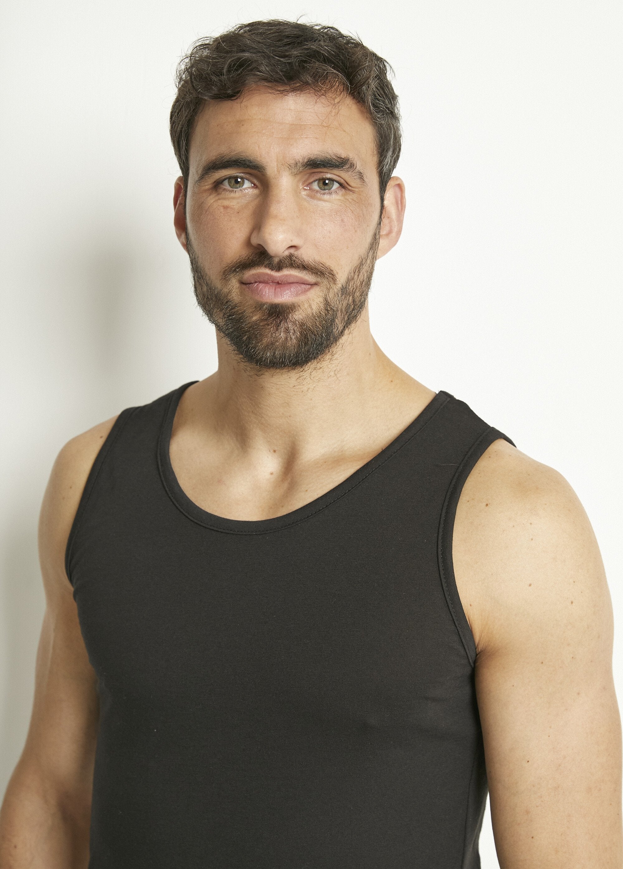 Mouwloze_tanktop_met_ronde_halslijn_Noir_DE1_slim