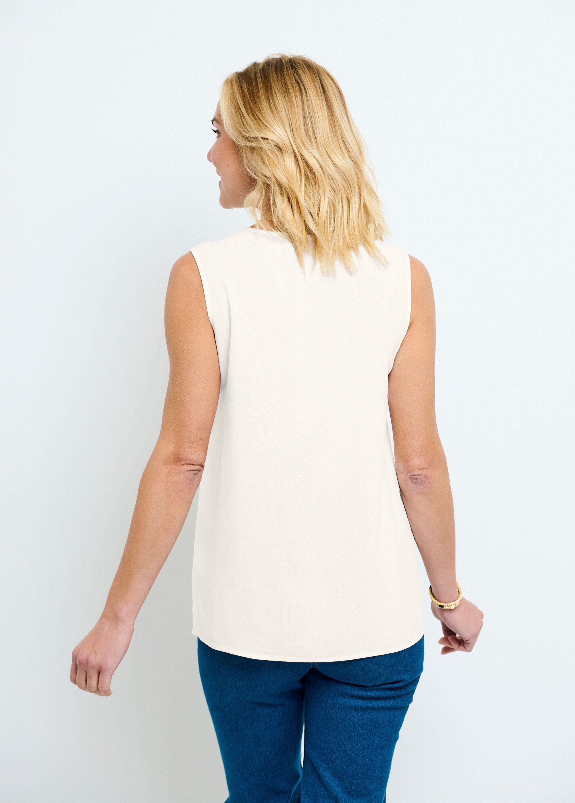 Lange_tanktop_met_ronde_hals,_effen_of_met_print_Ecru_DO1_slim