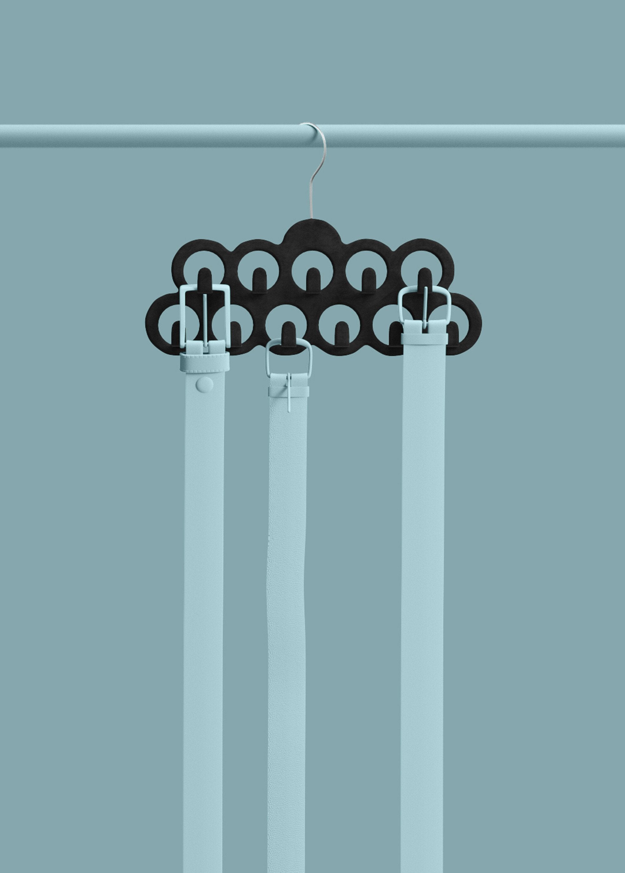 Ruimtebesparende_hanger_voor_riemen_Noir_SF1_slim