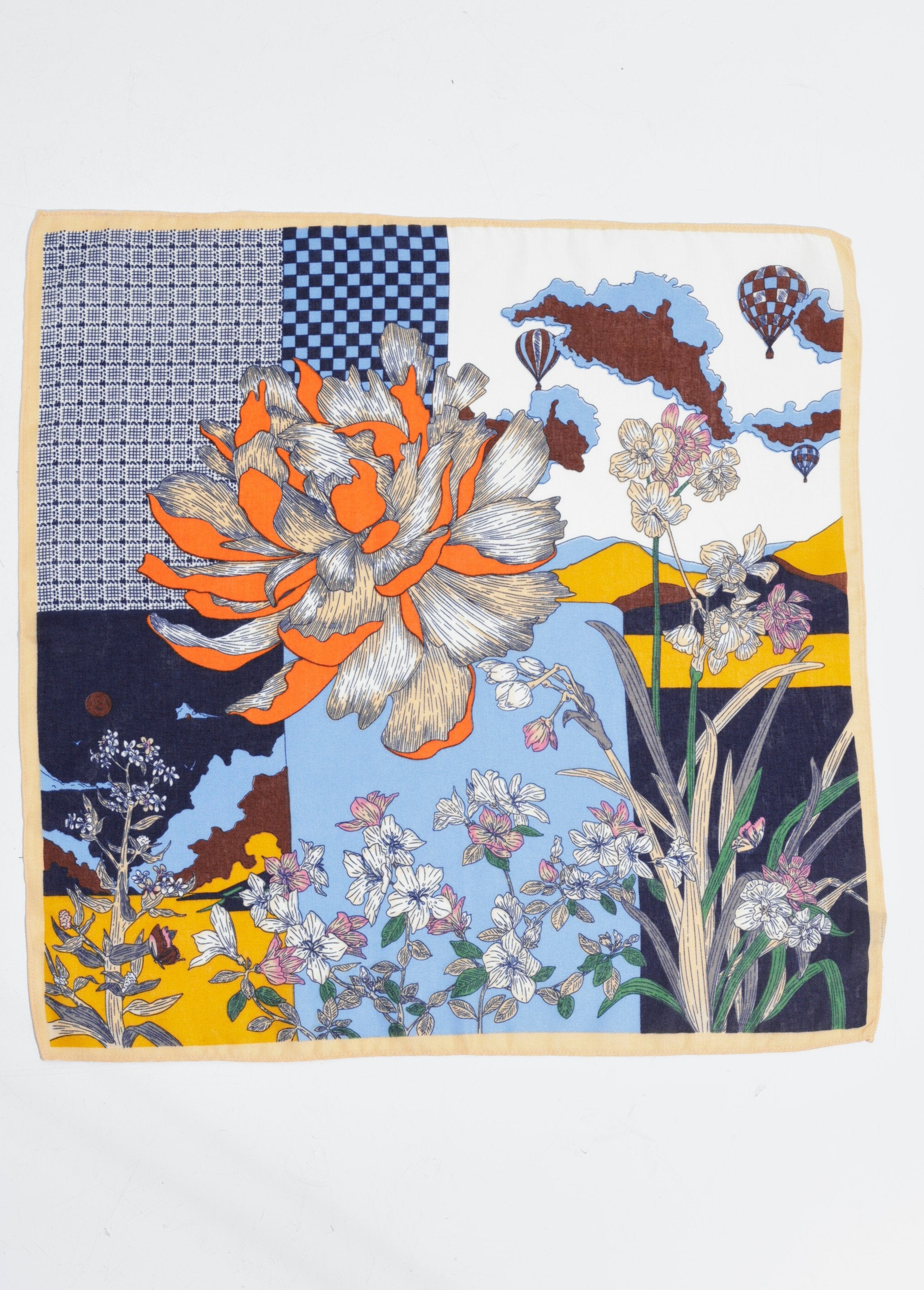 Foulard_carré_thème_floral_iris_Marine_et_bleu_DE1_slim