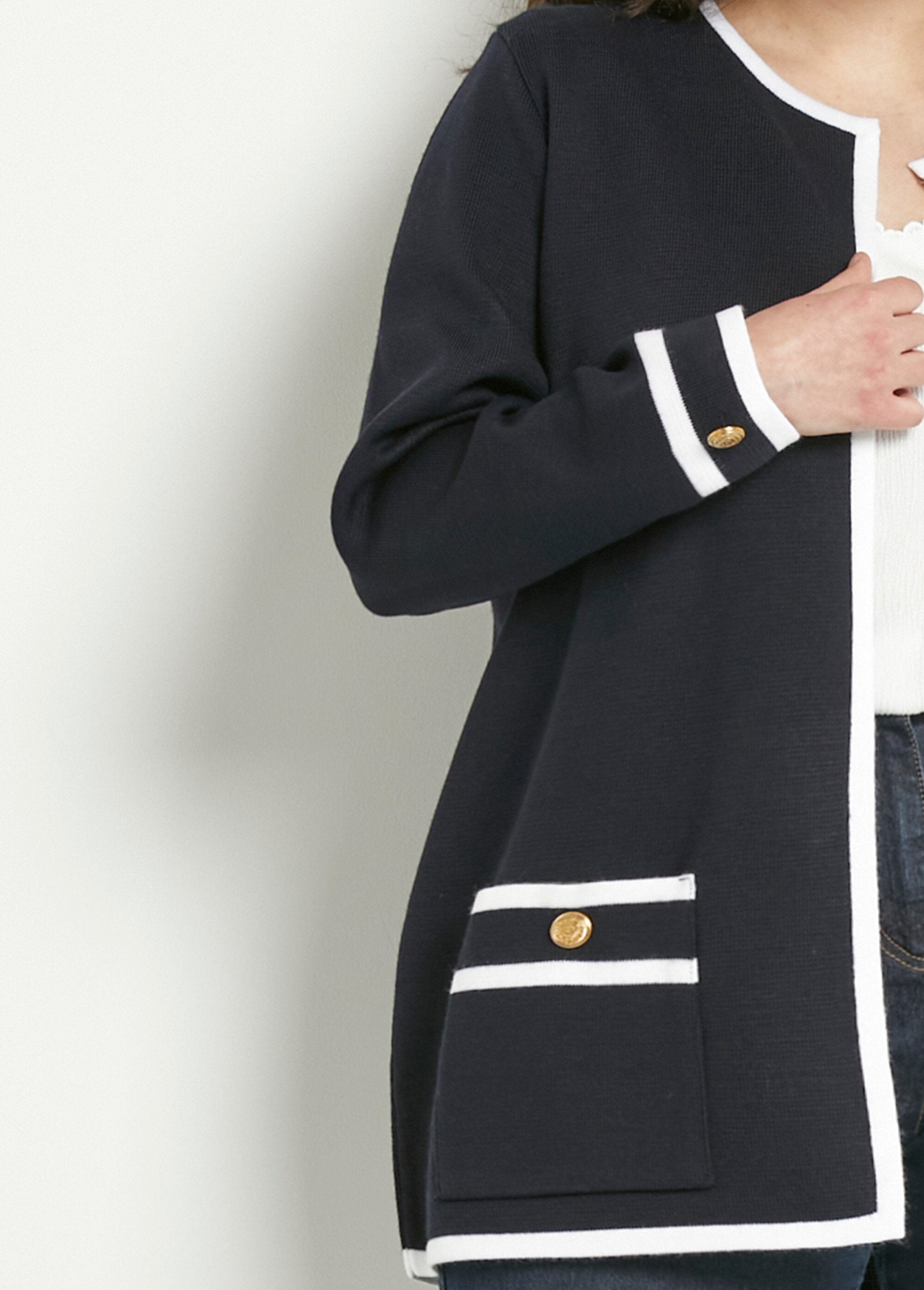 Lang_gilet_van_rand_tot_rand_Marine_DE1_curvy