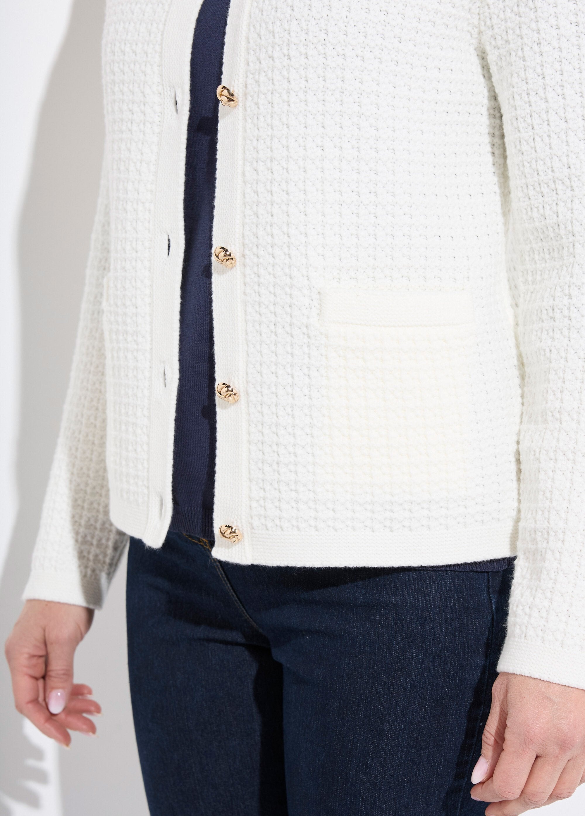 Gebreid_gilet_met_tweed-effect_en_korte_knopen_Ecru_DE1_slim