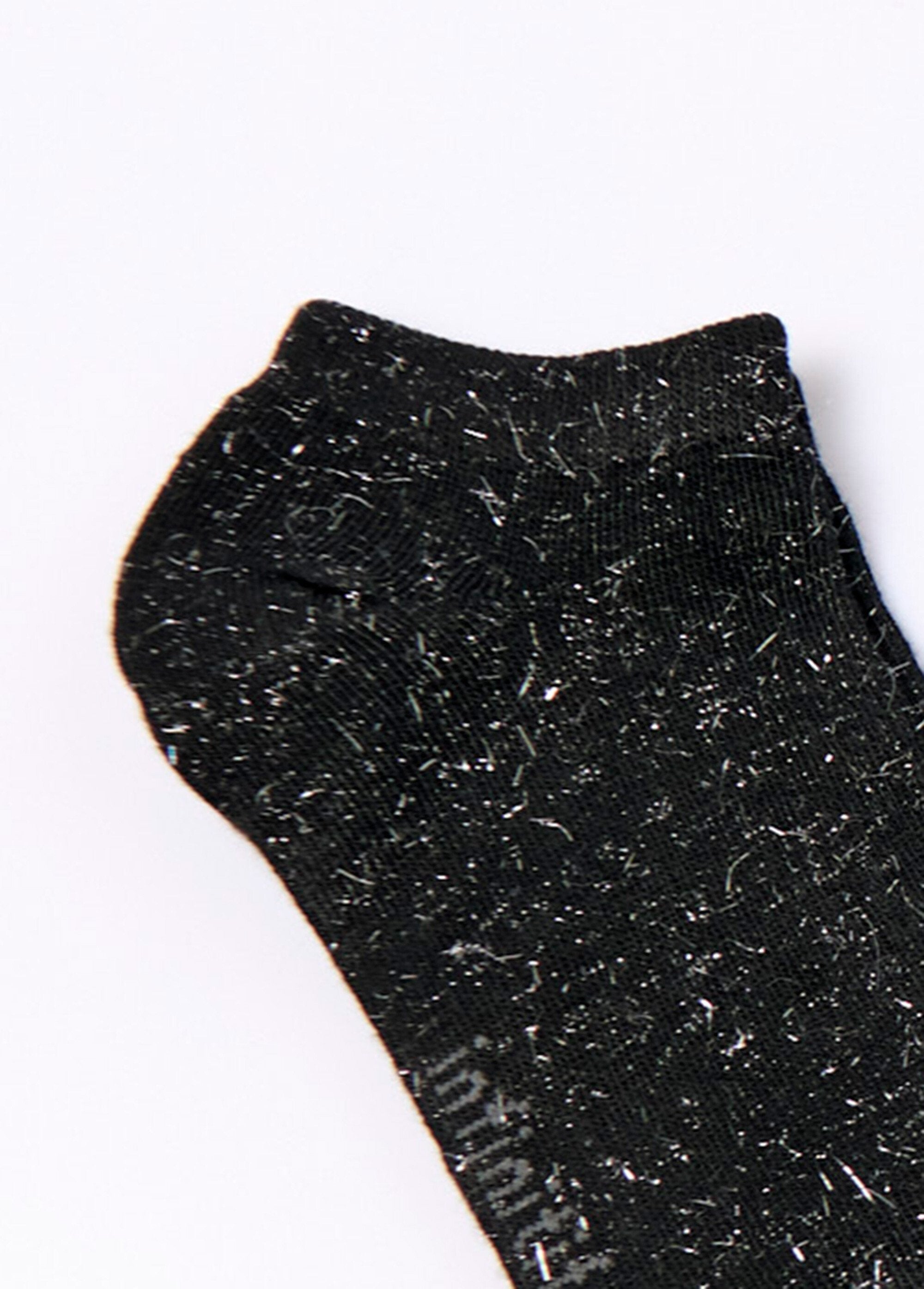 Set_van_3_sokken_met_glanzend_garen_Noir_lot_3_DE2_slim