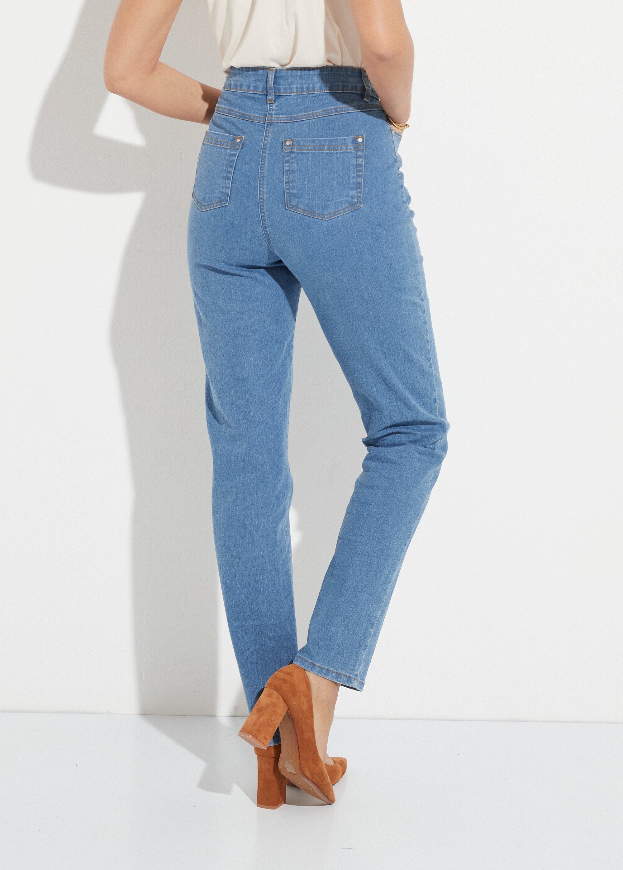 5-pocket_stretch_katoenen_jeans_met_tailleband_Bleach_DO1_slim