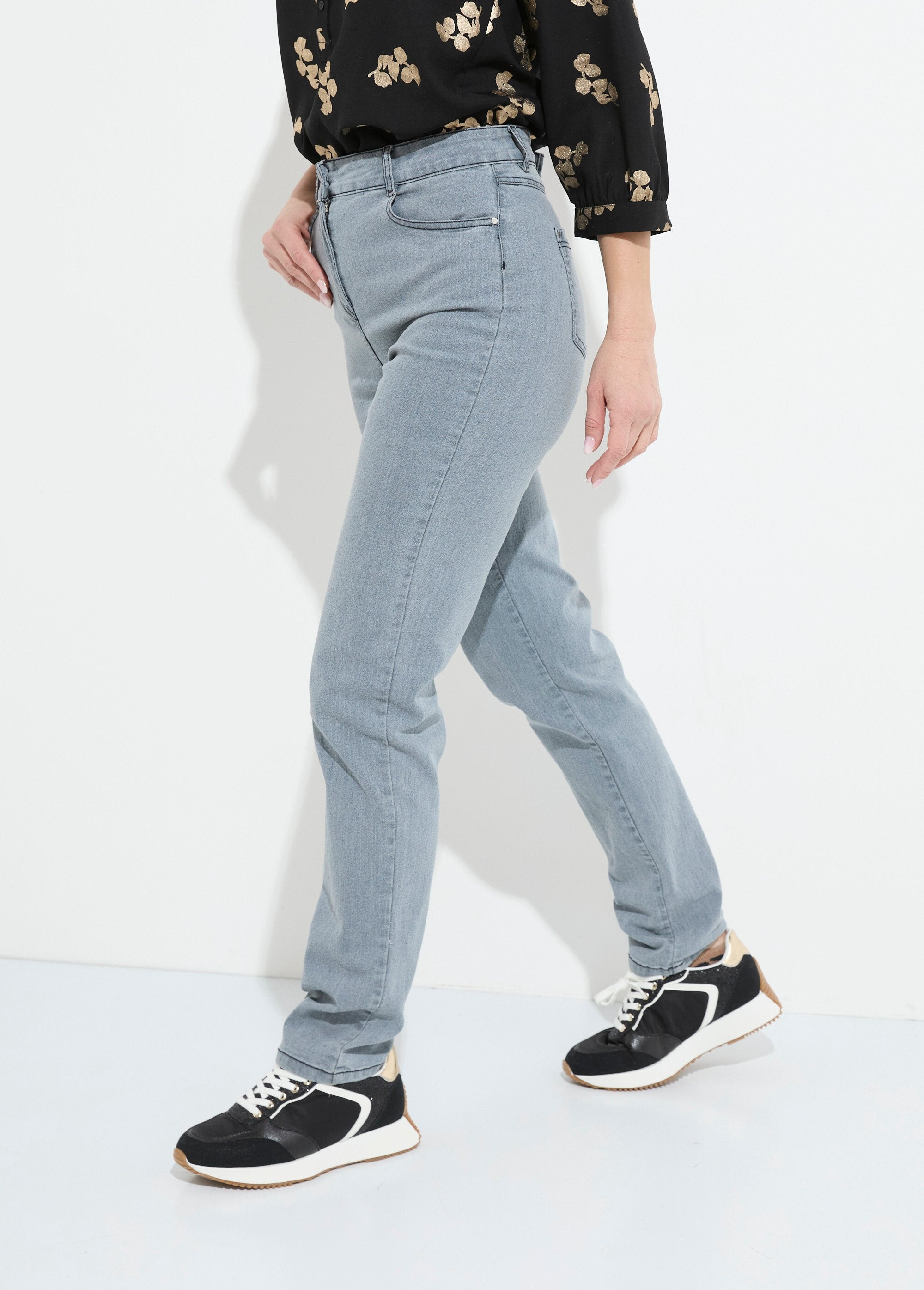 5-pocket_stretch_katoenen_jeans_met_tailleband_Gris_DR1_slim